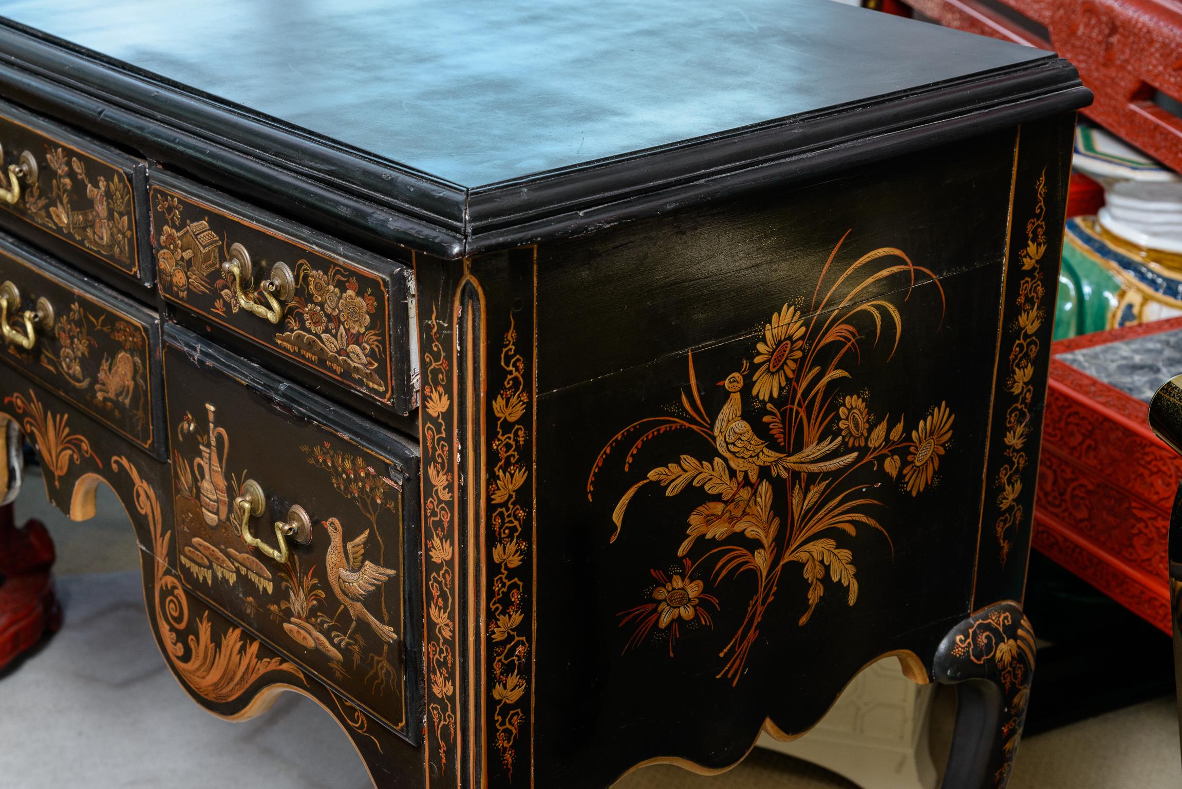 Queen Ann Style Chinoiserie Ebonized Wood & Lacquered  Decorated Dresser In Good Condition In West Palm Beach, FL