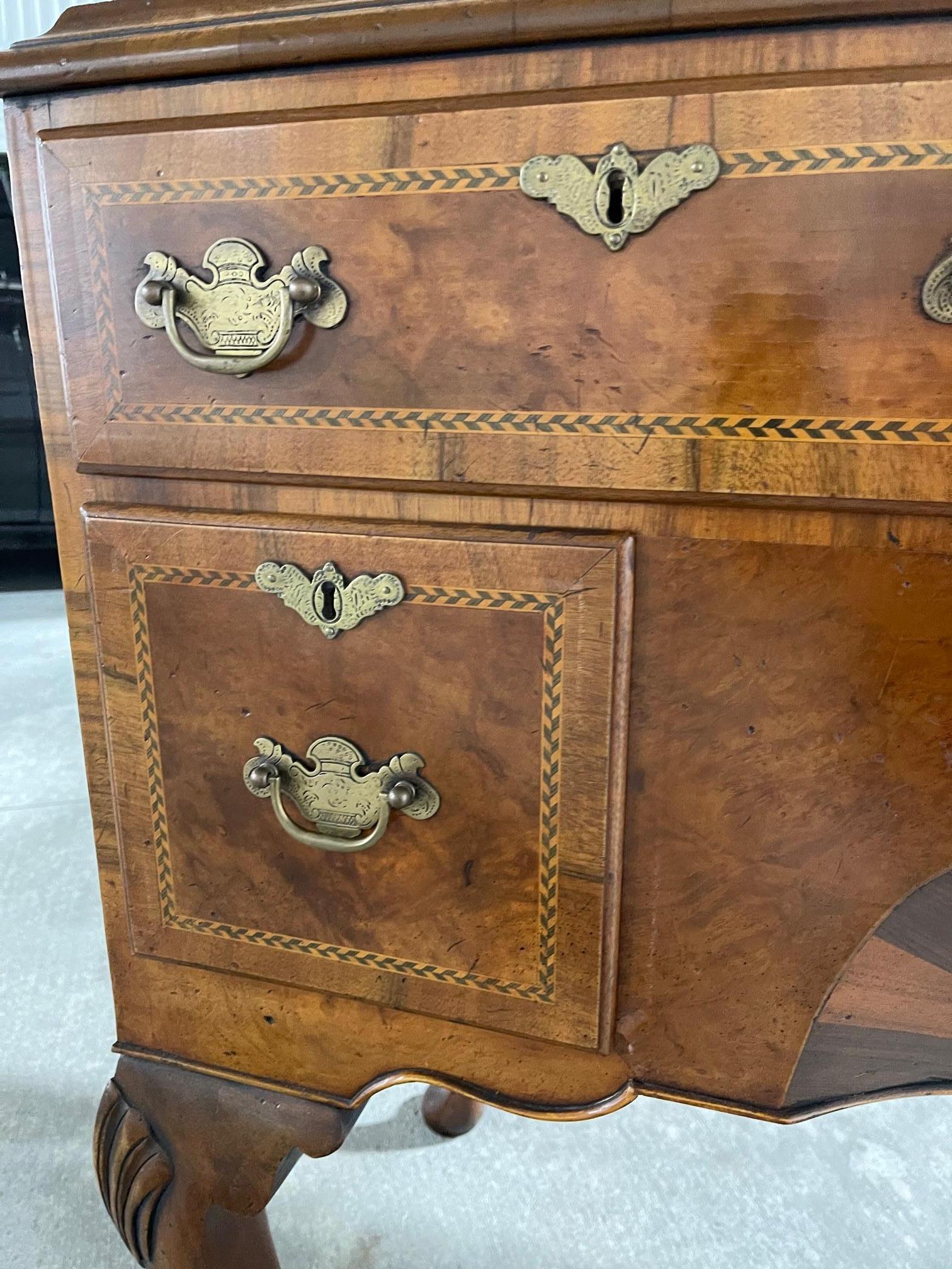 Queen Anne American Cherry Bonnet Top Highboy, 18th Century For Sale 10