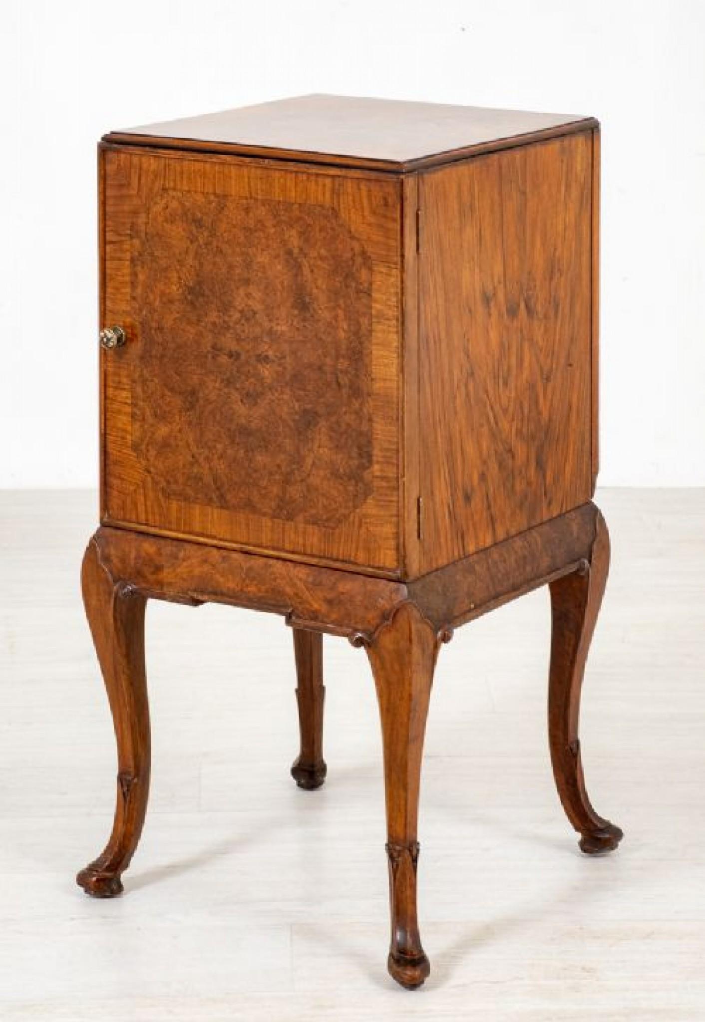Queen Anne Bedside Cabinet Walnut Nightstands In Good Condition In Potters Bar, GB