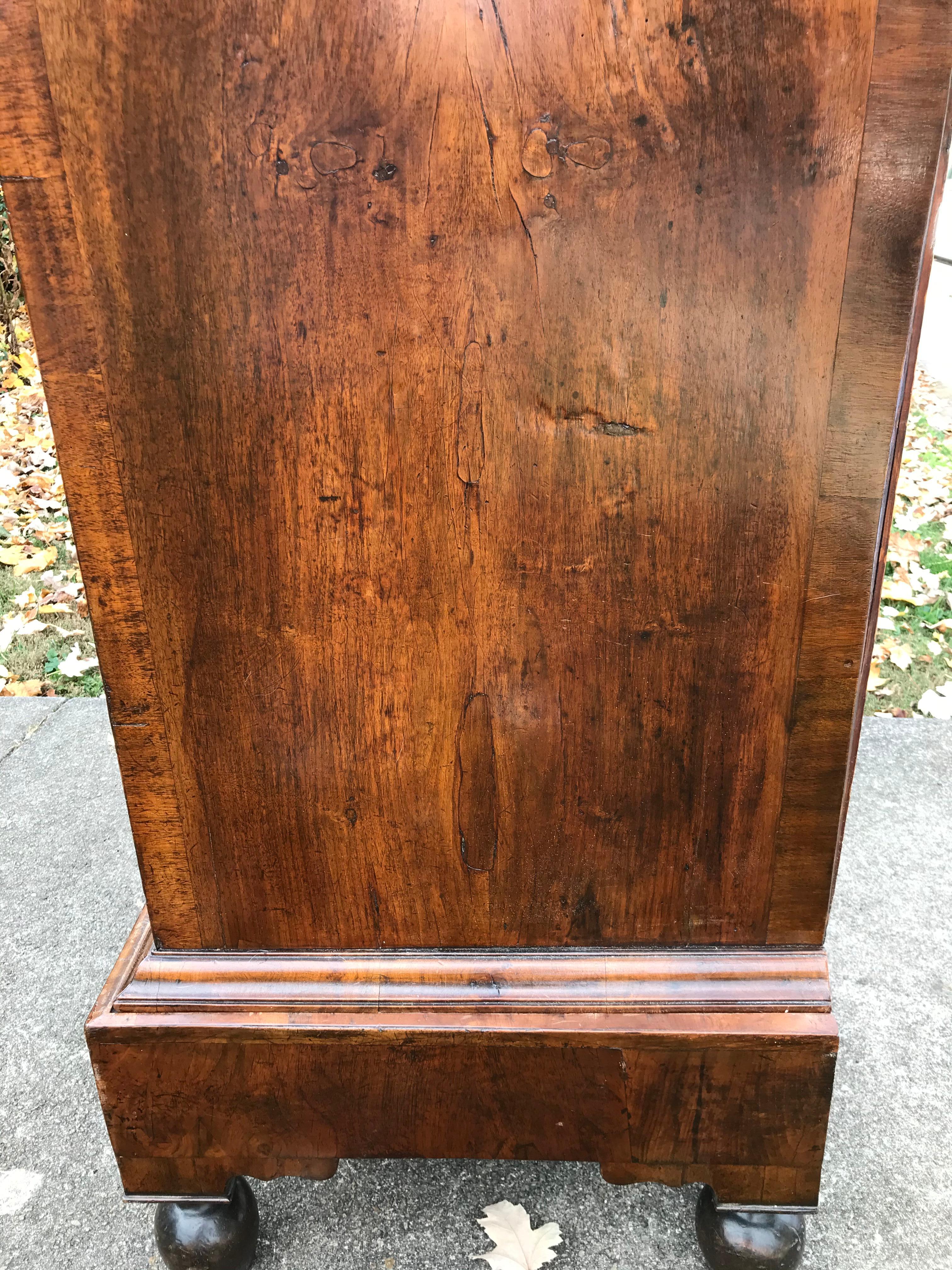 Queen Anne transitional to George I Burr and Figured Walnut Chest on Stand For Sale 4