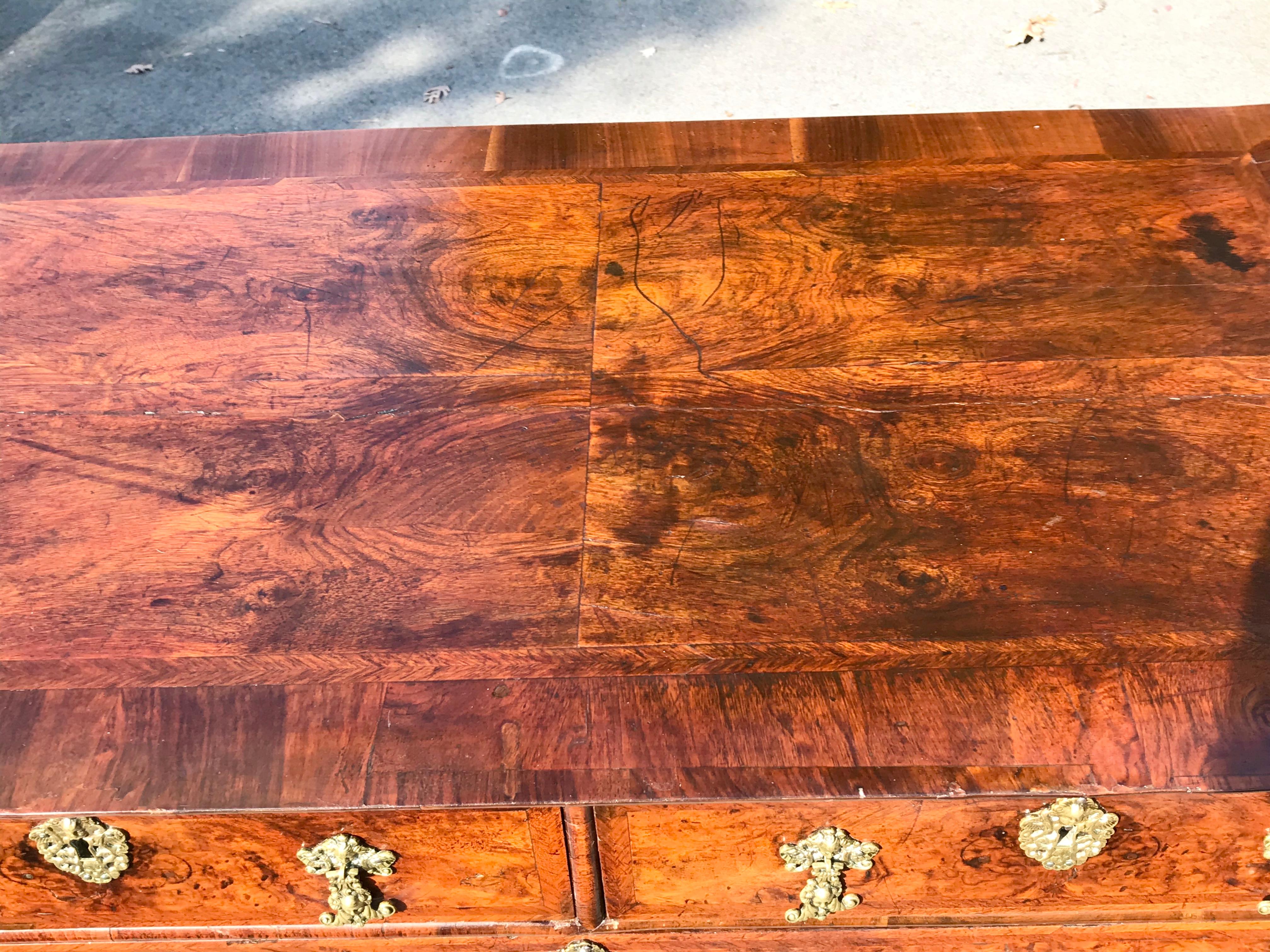 Queen Anne transitional to George I Burr and Figured Walnut Chest on Stand For Sale 2