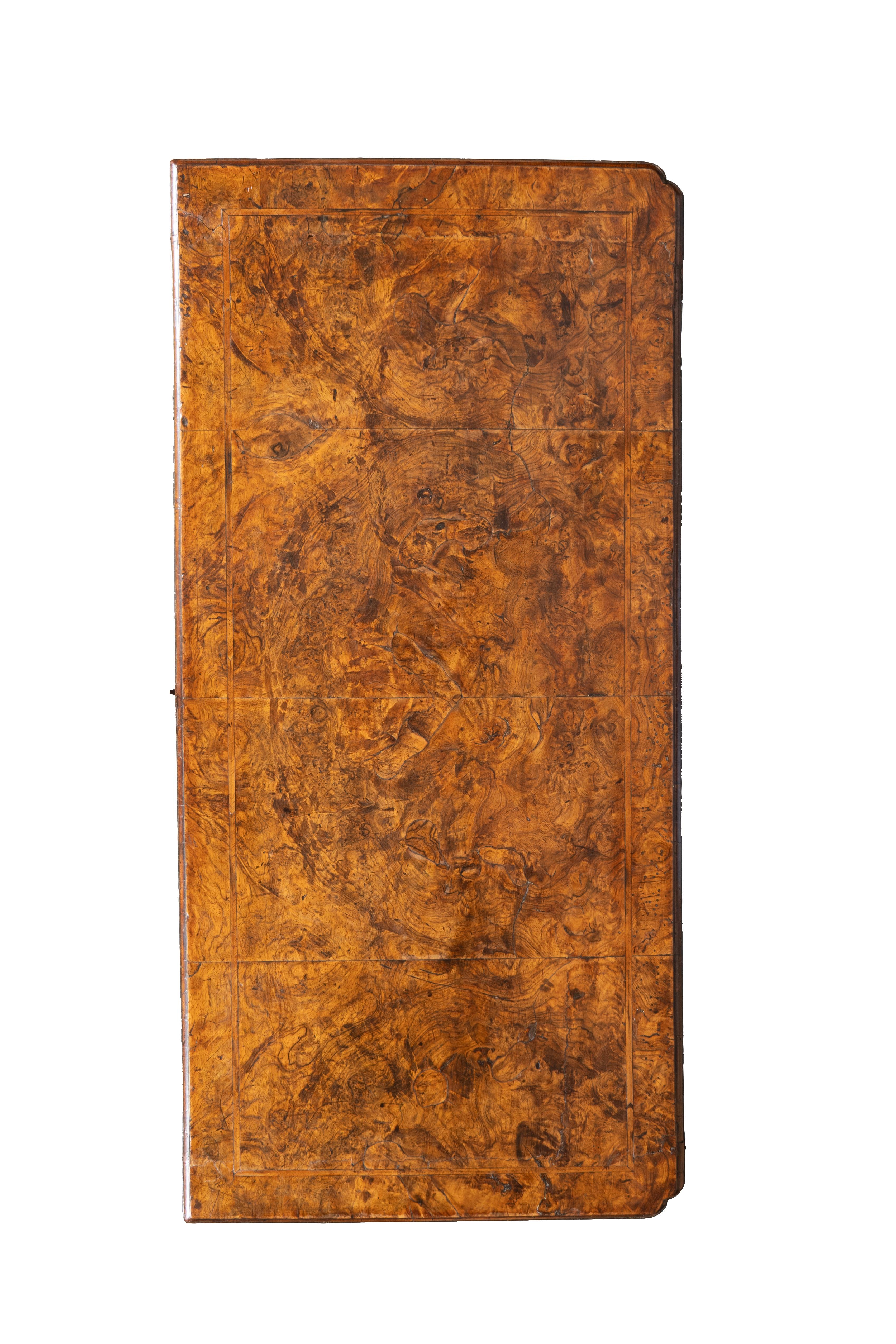 Queen Anne Burr Walnut Bachelors Chest For Sale 3