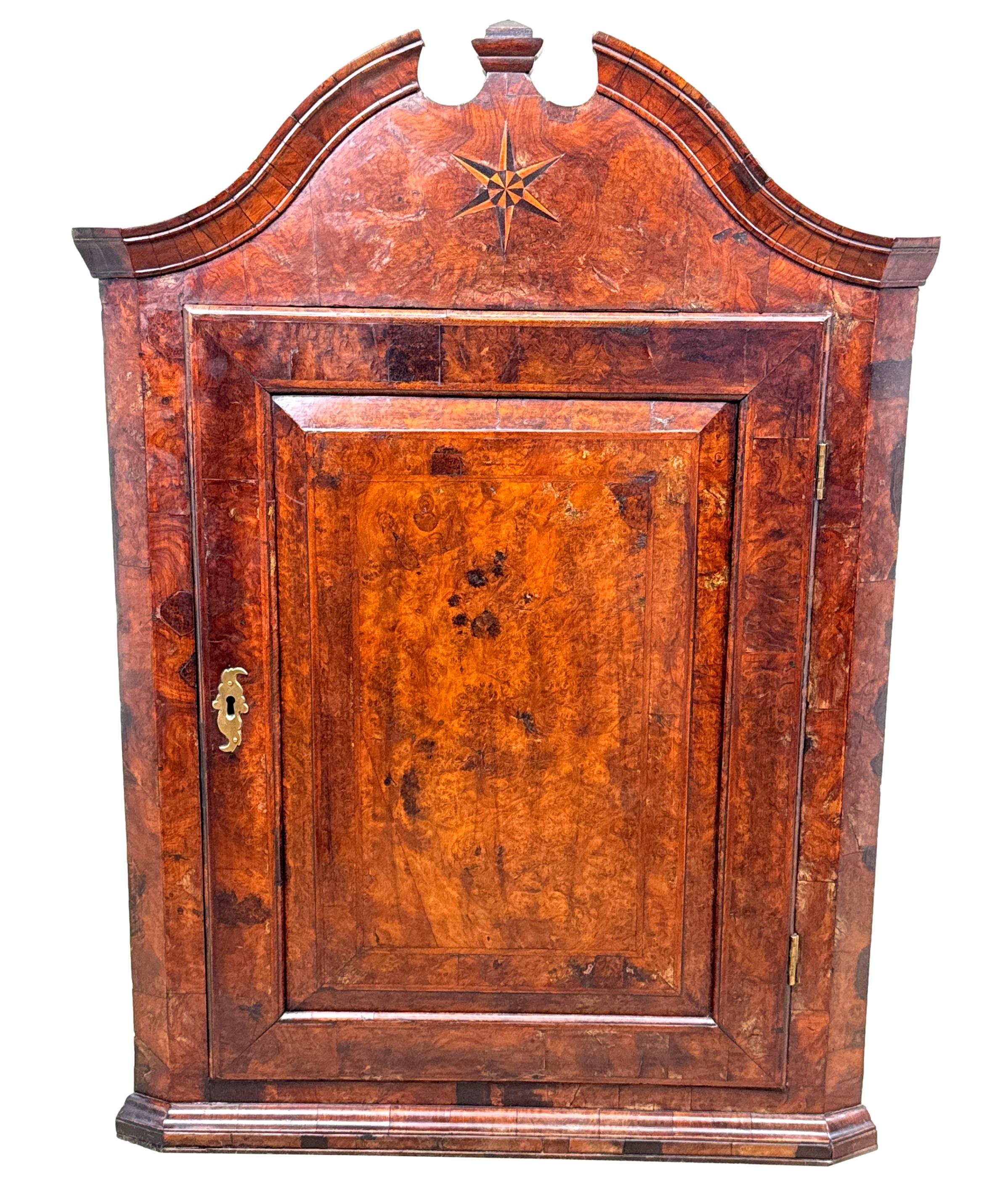 Queen Anne Burr Walnut Hanging Corner Cupboard For Sale 7
