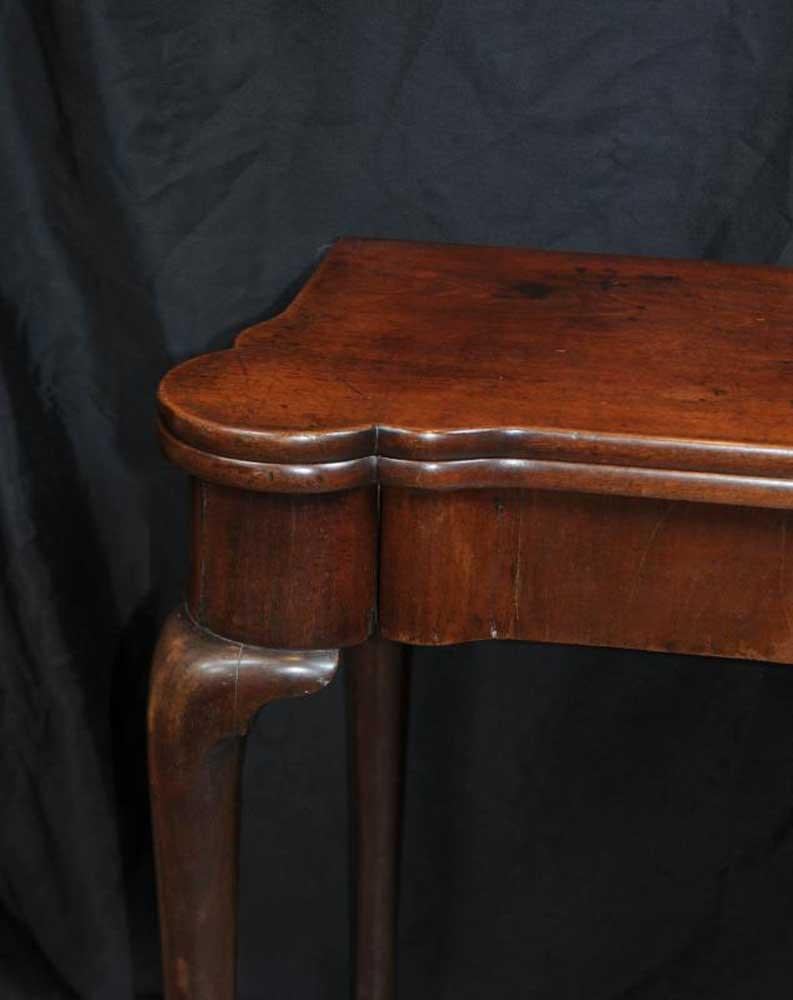 Fin du XIXe siècle Table de jeu de cartes Queen Anne, tables d'antiquits acajou en vente