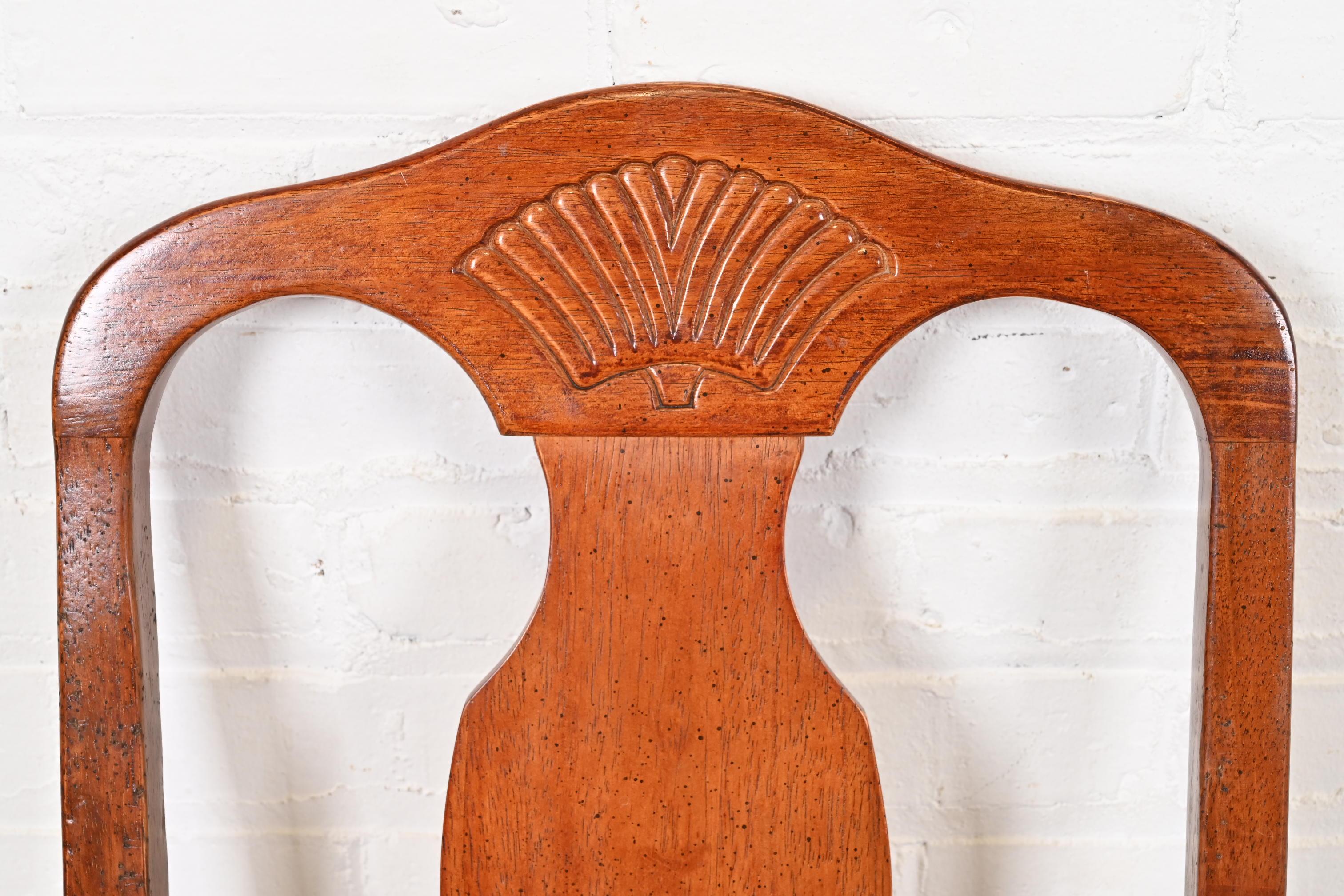 Queen Anne Carved Mahogany Dining Chairs, Set of Six For Sale 4