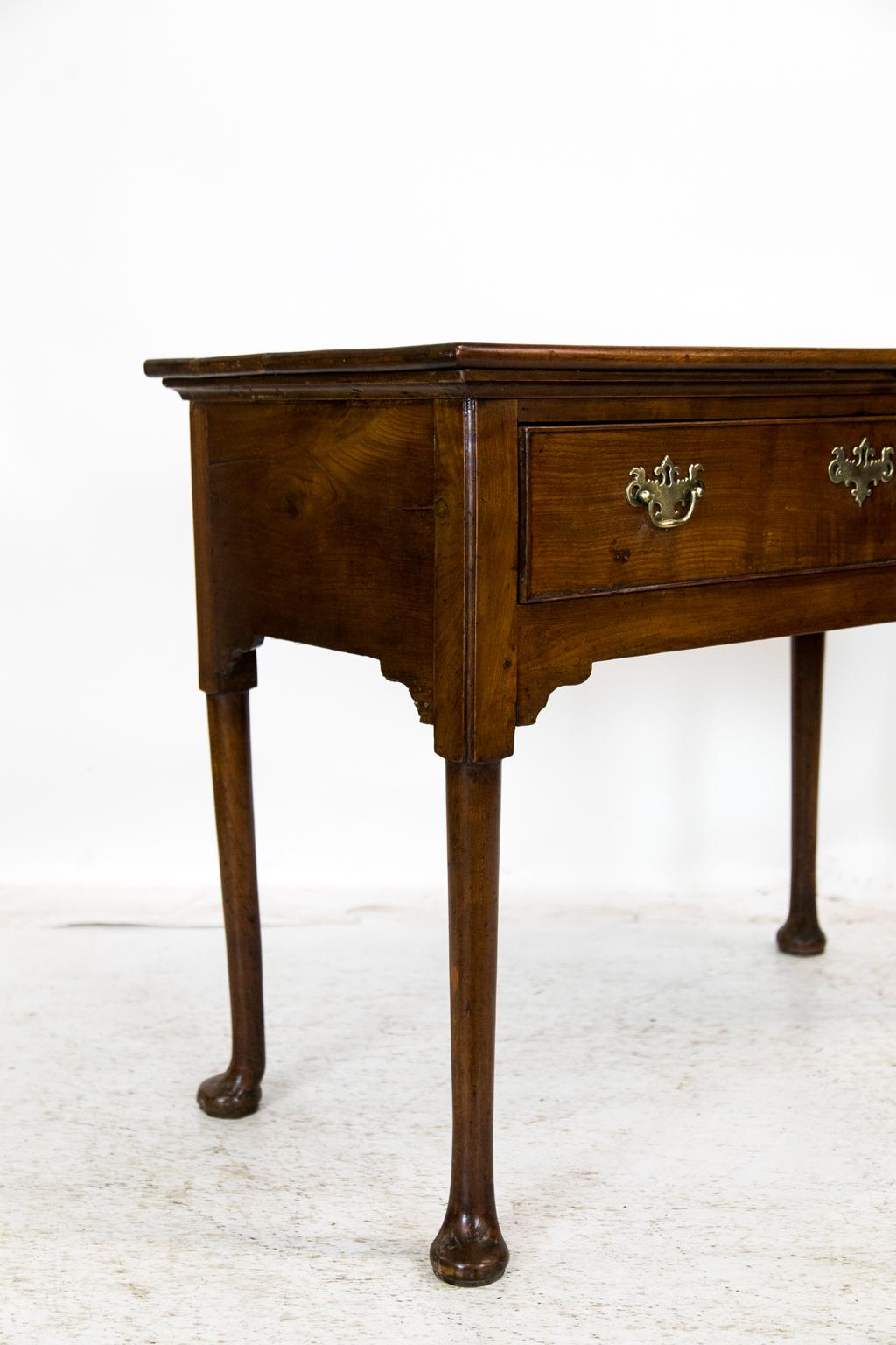 English Queen Anne Cherry Side Table For Sale