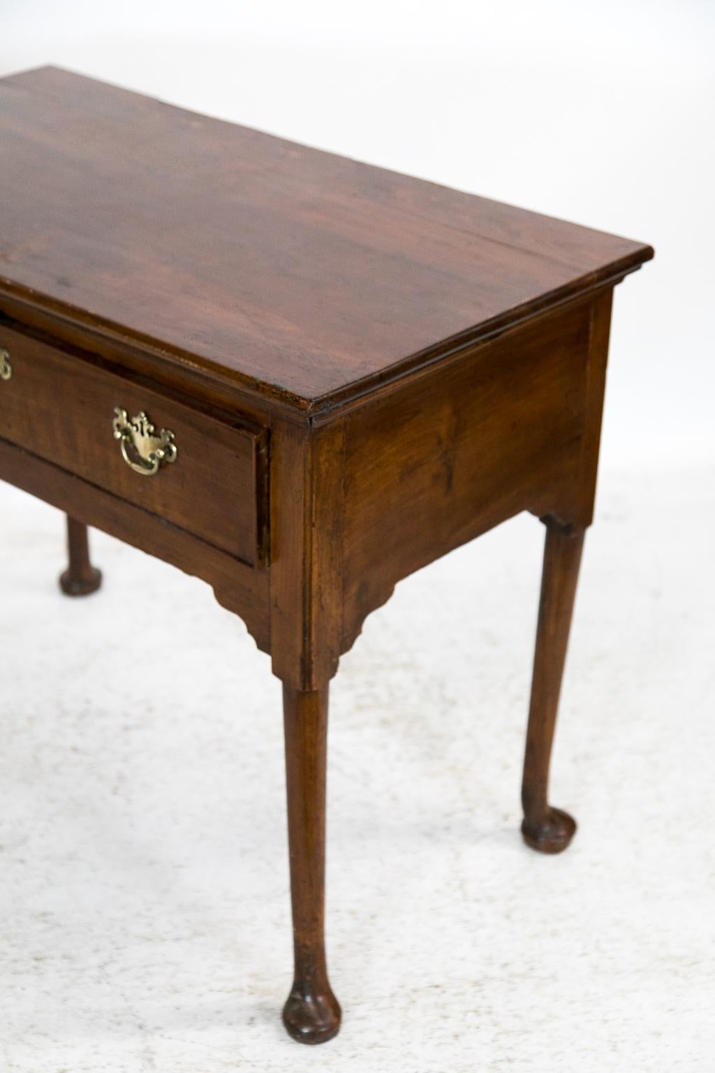 Mid-18th Century Queen Anne Cherry Side Table For Sale