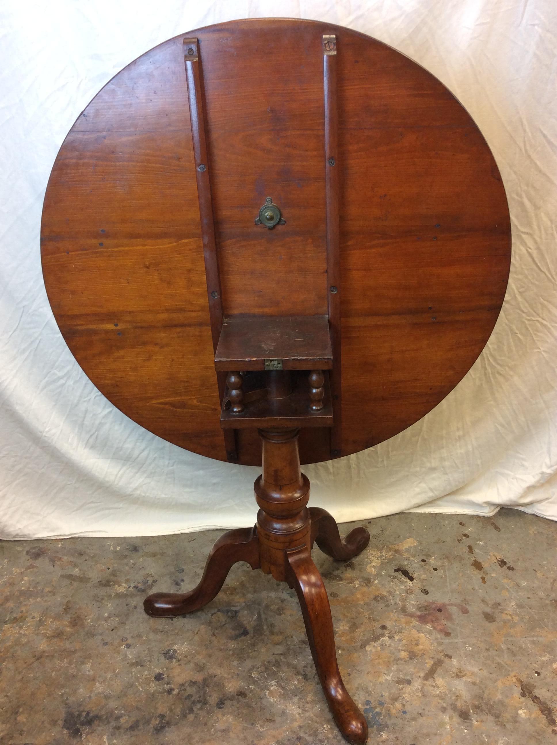 Queen Anne Cherry Tea Table 1