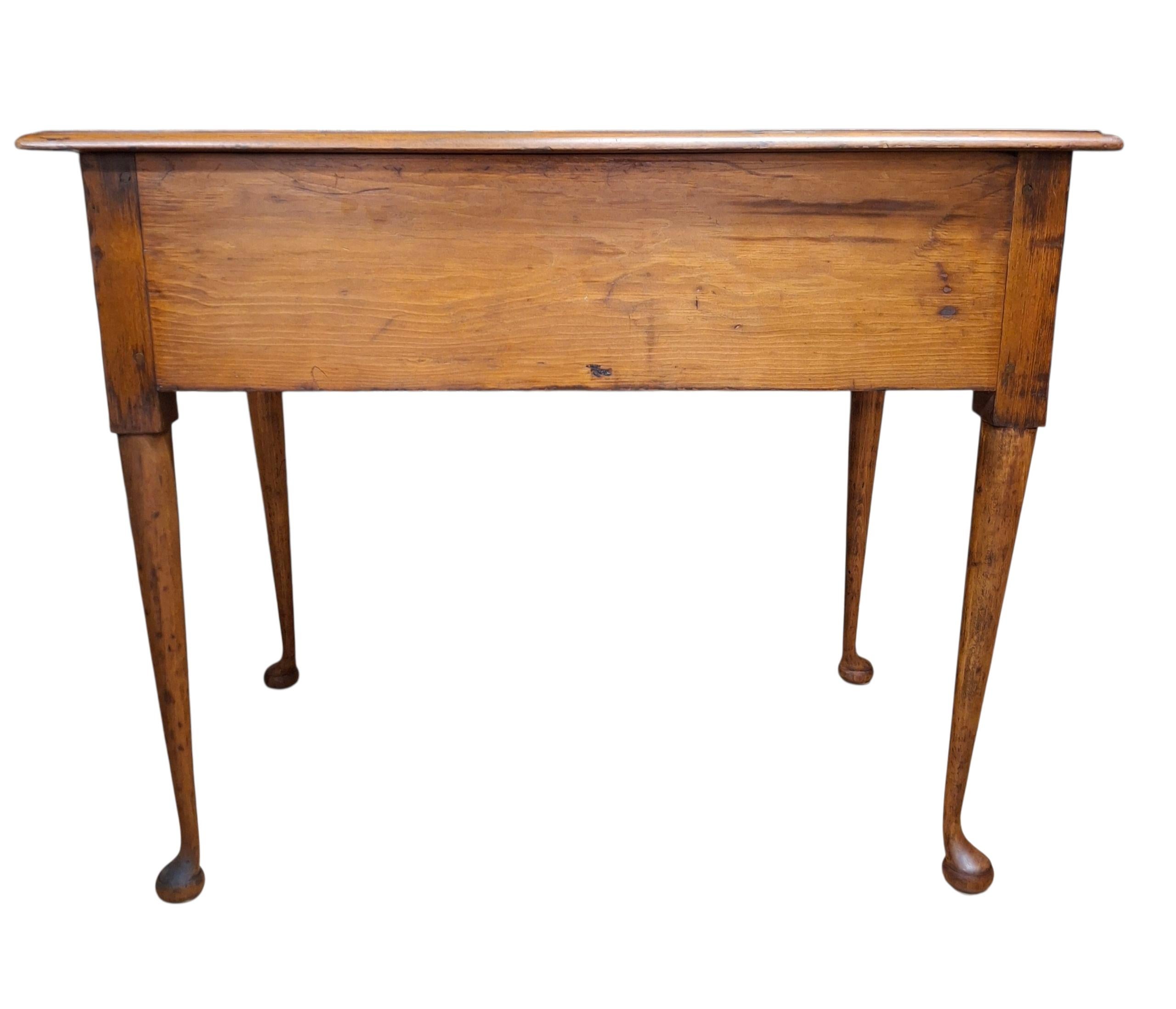 Table de travail en cerisier Queen Anne en vente 3