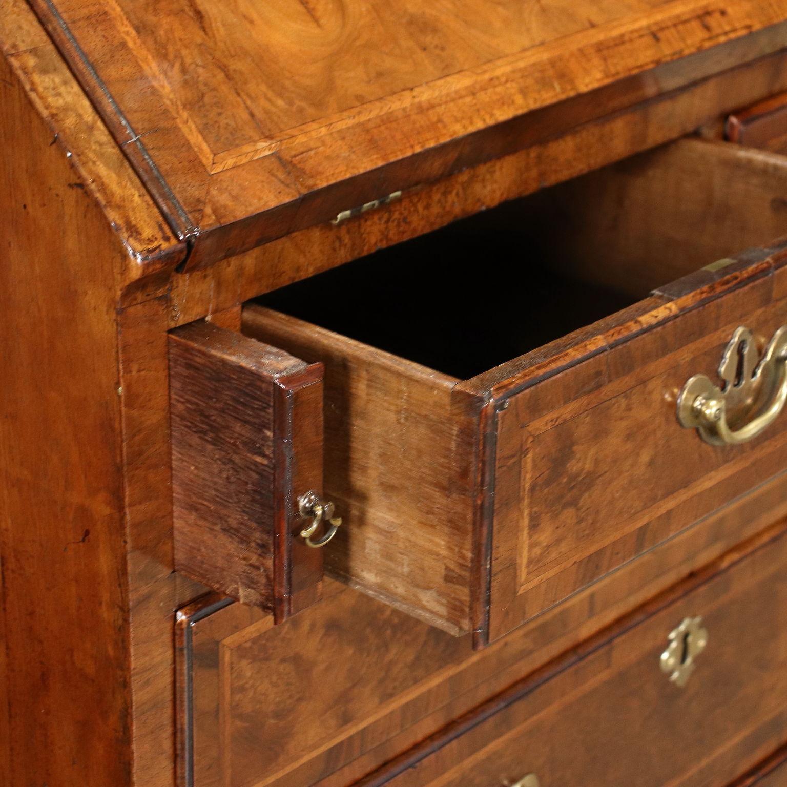 English Queen Anne Chest of Drawer with Writing Desk For Sale