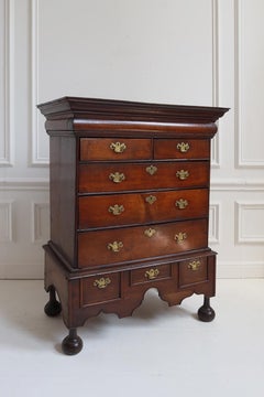 Queen Anne Chest on Stand