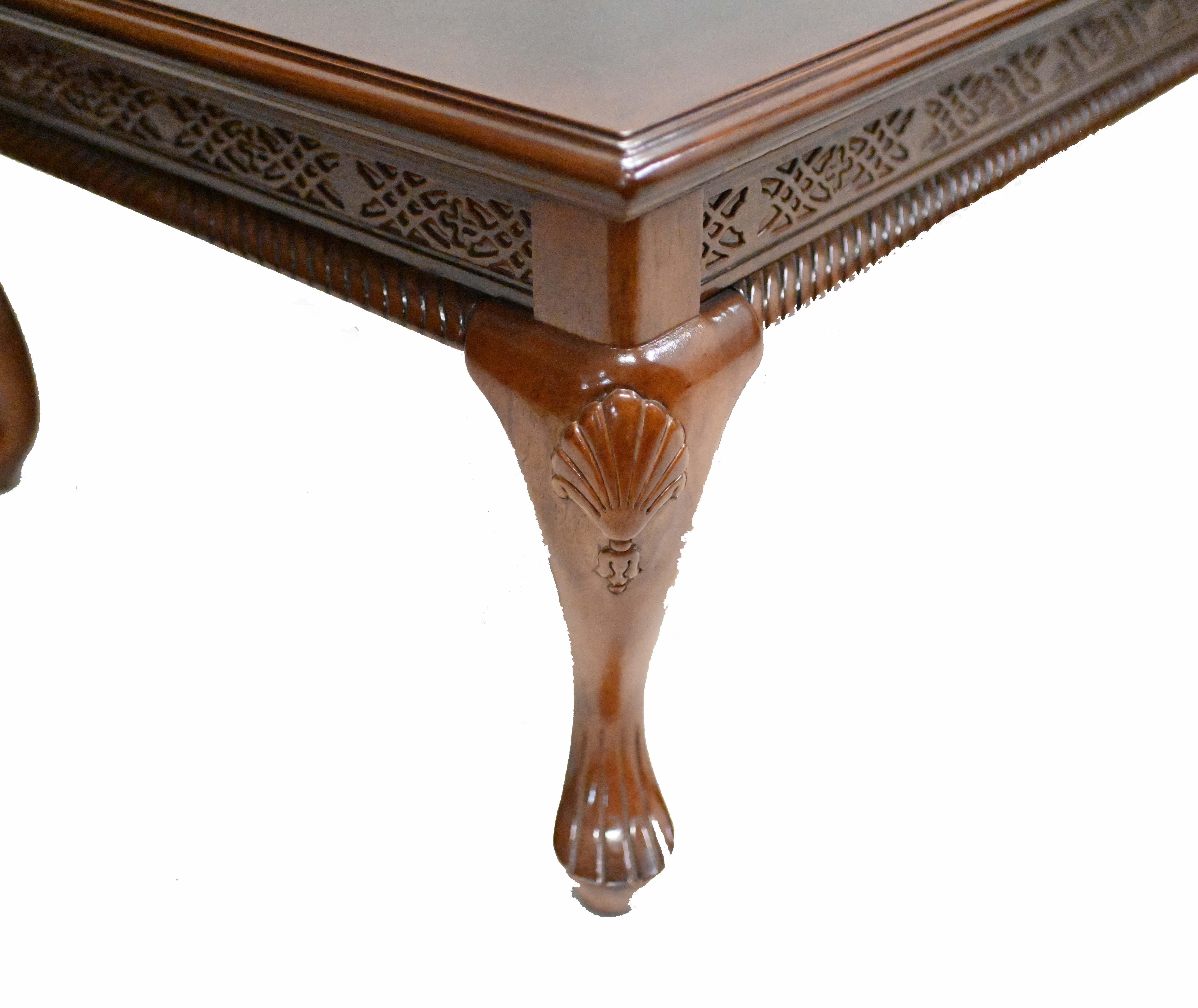 Acajou Ensemble table d'appoint café Queen Anne Revive en vente