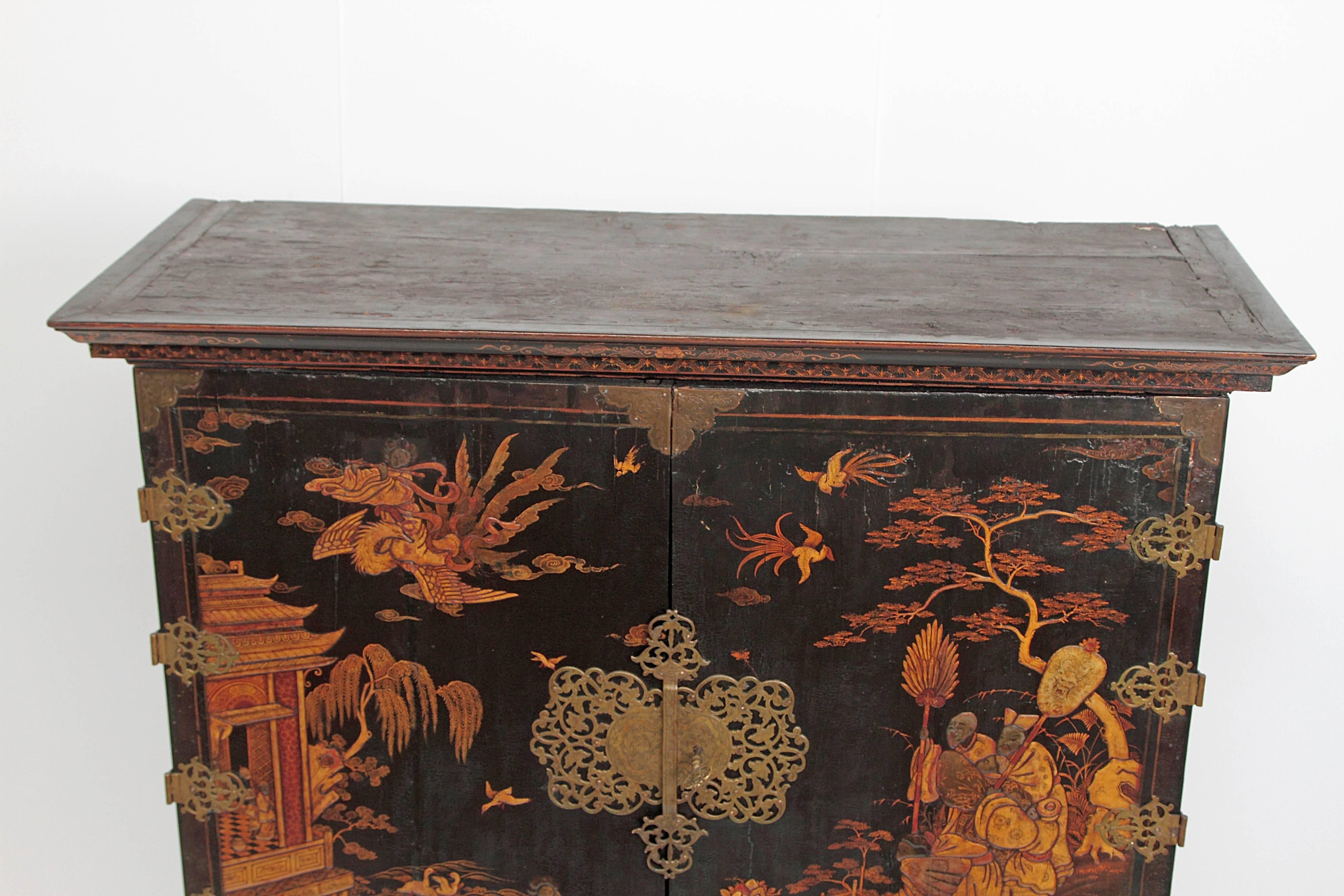 Queen Anne Collectors Cabinet / Japanned 8