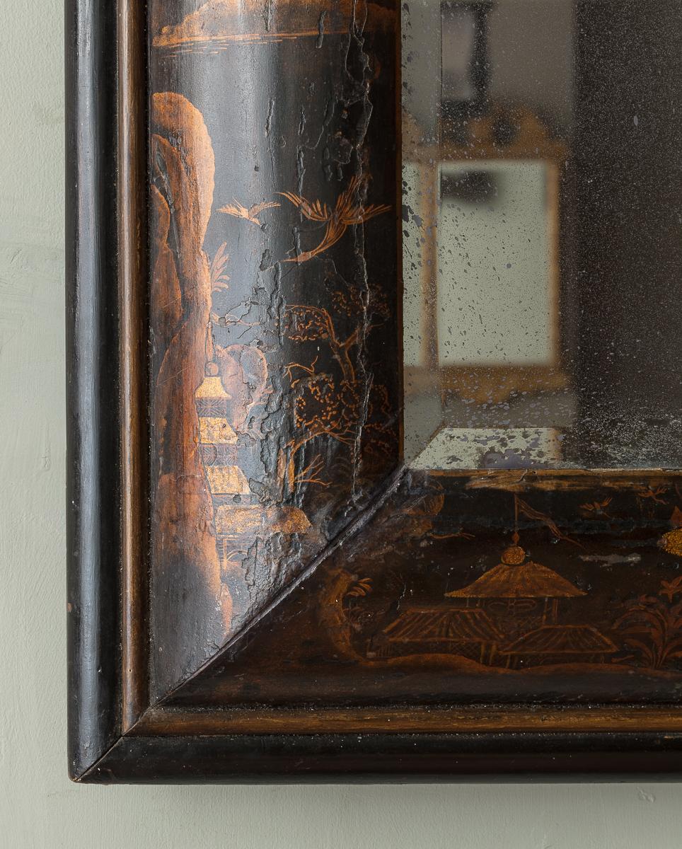 Queen Anne ‘Cushion Frame’ Lacquer Wall Mirror In Good Condition In London, GB