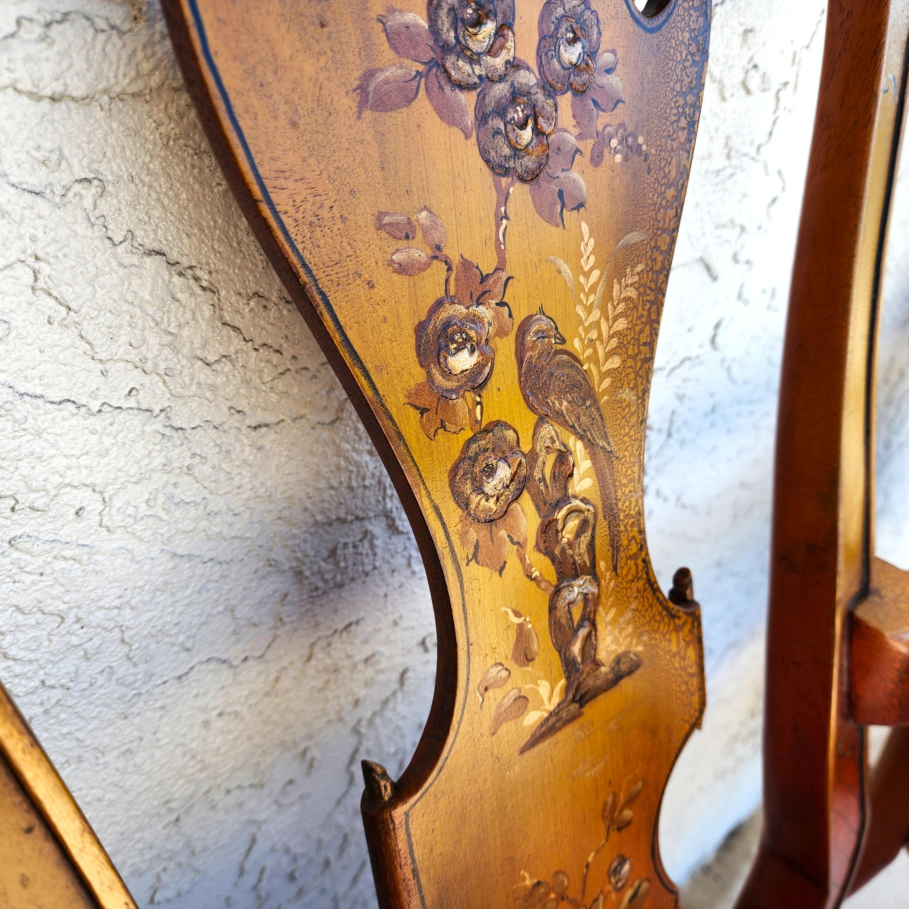Ensemble de 4 fauteuils de salle à manger Queen Anne peints à la main en vente 10