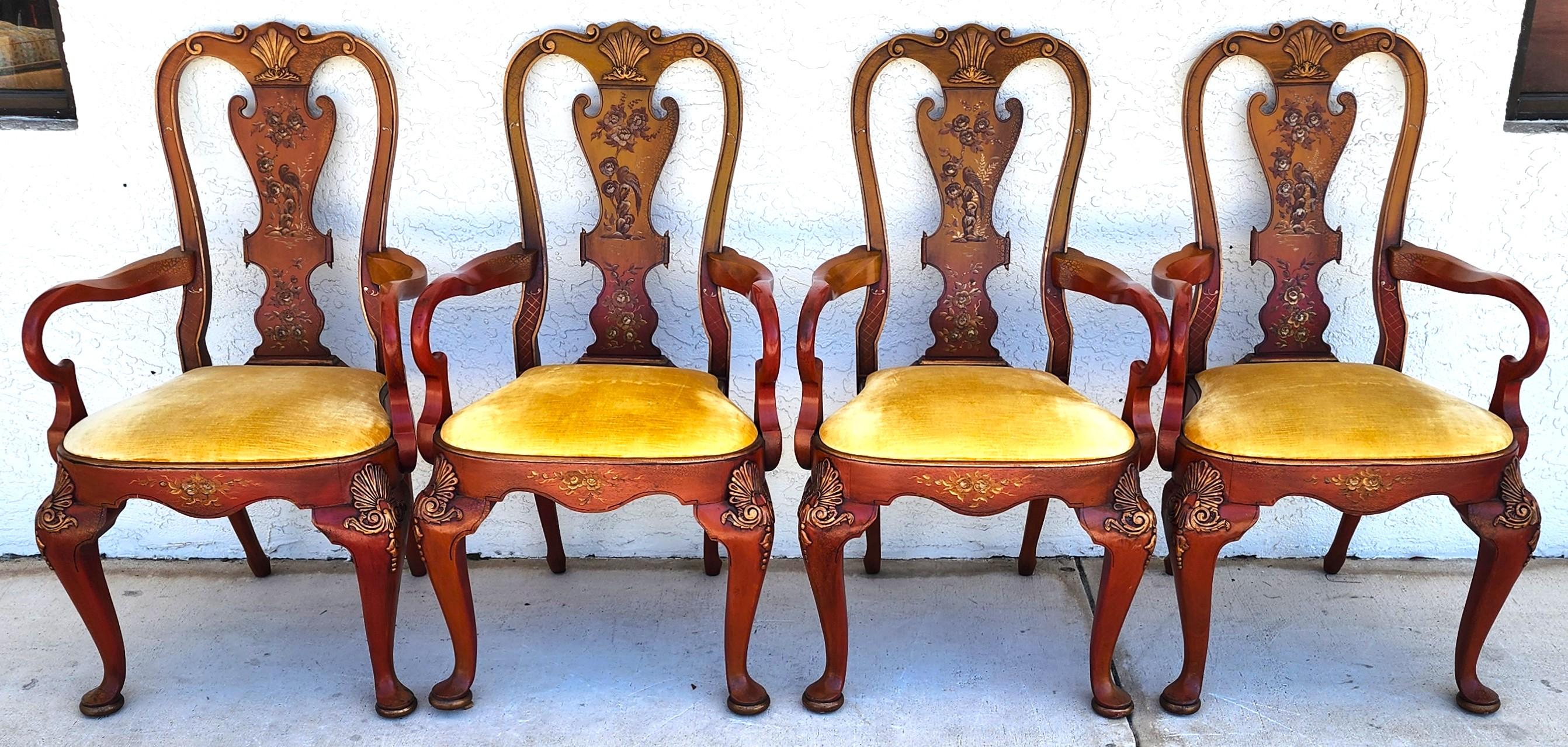Ensemble de 4 fauteuils de salle à manger Queen Anne peints à la main en vente 1