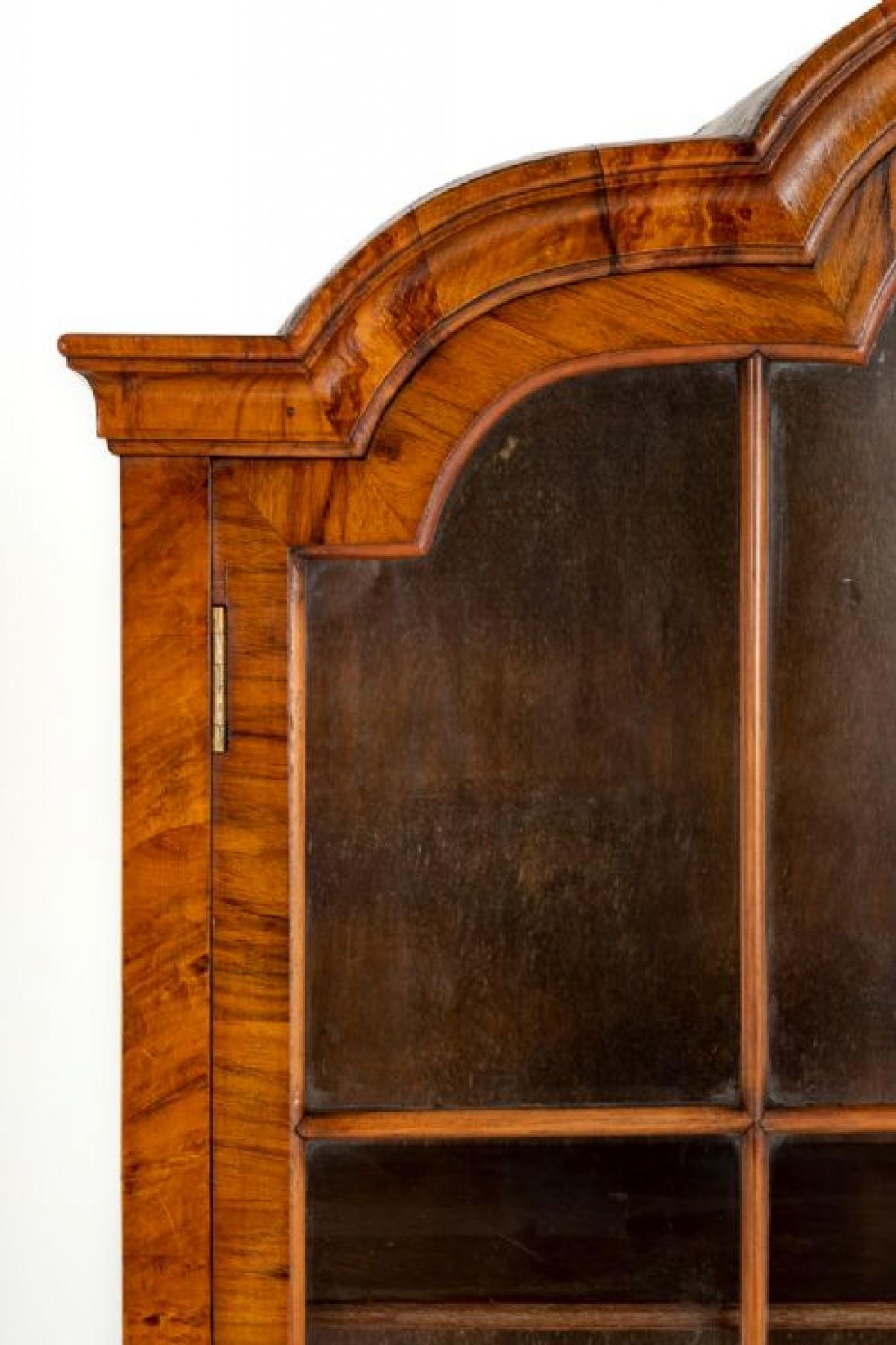 Early 20th Century Queen Anne Display Cabinet Walnut For Sale