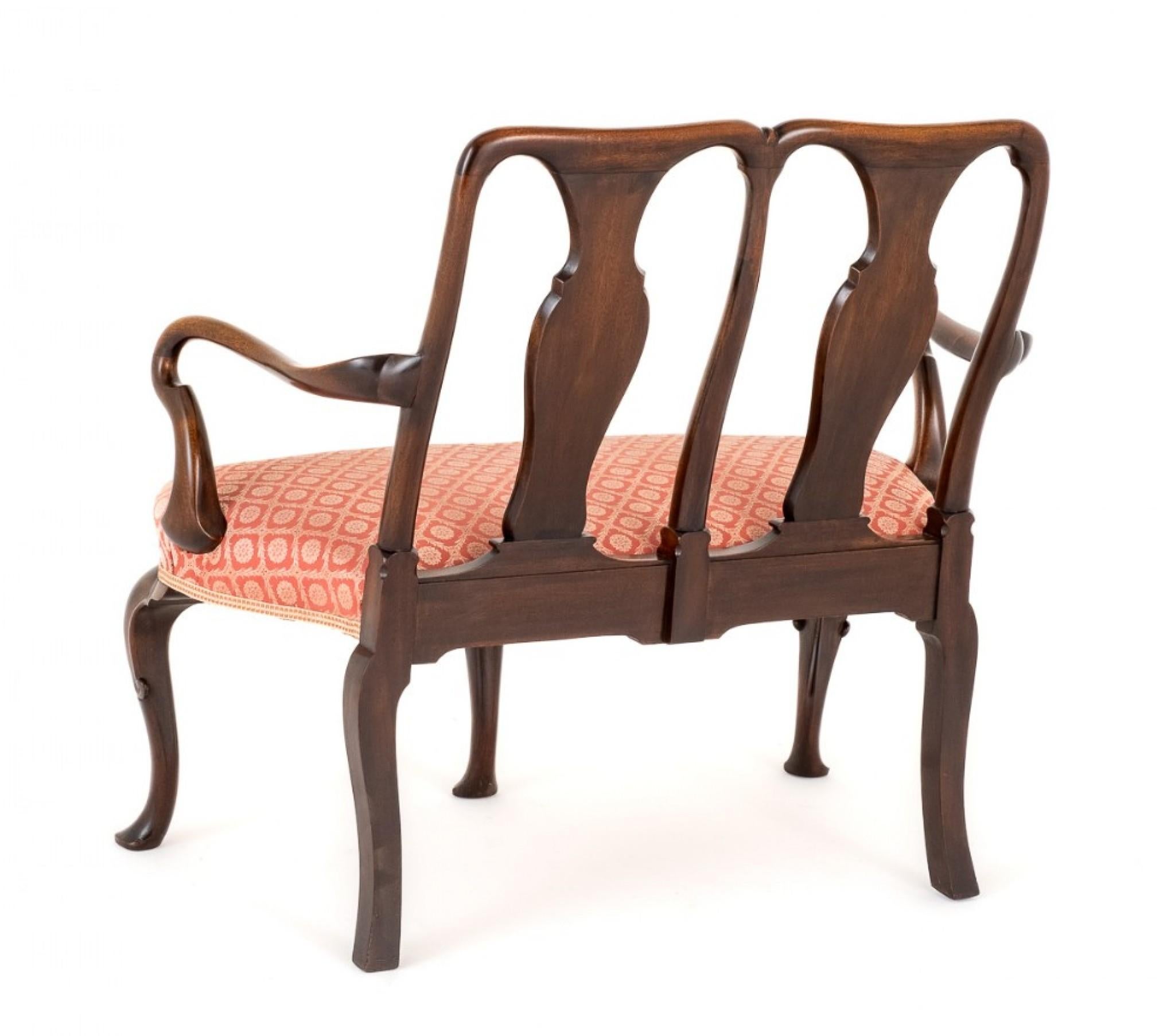 Queen Anne Double armchair Settee Mahogany, 1880 In Good Condition In Potters Bar, GB