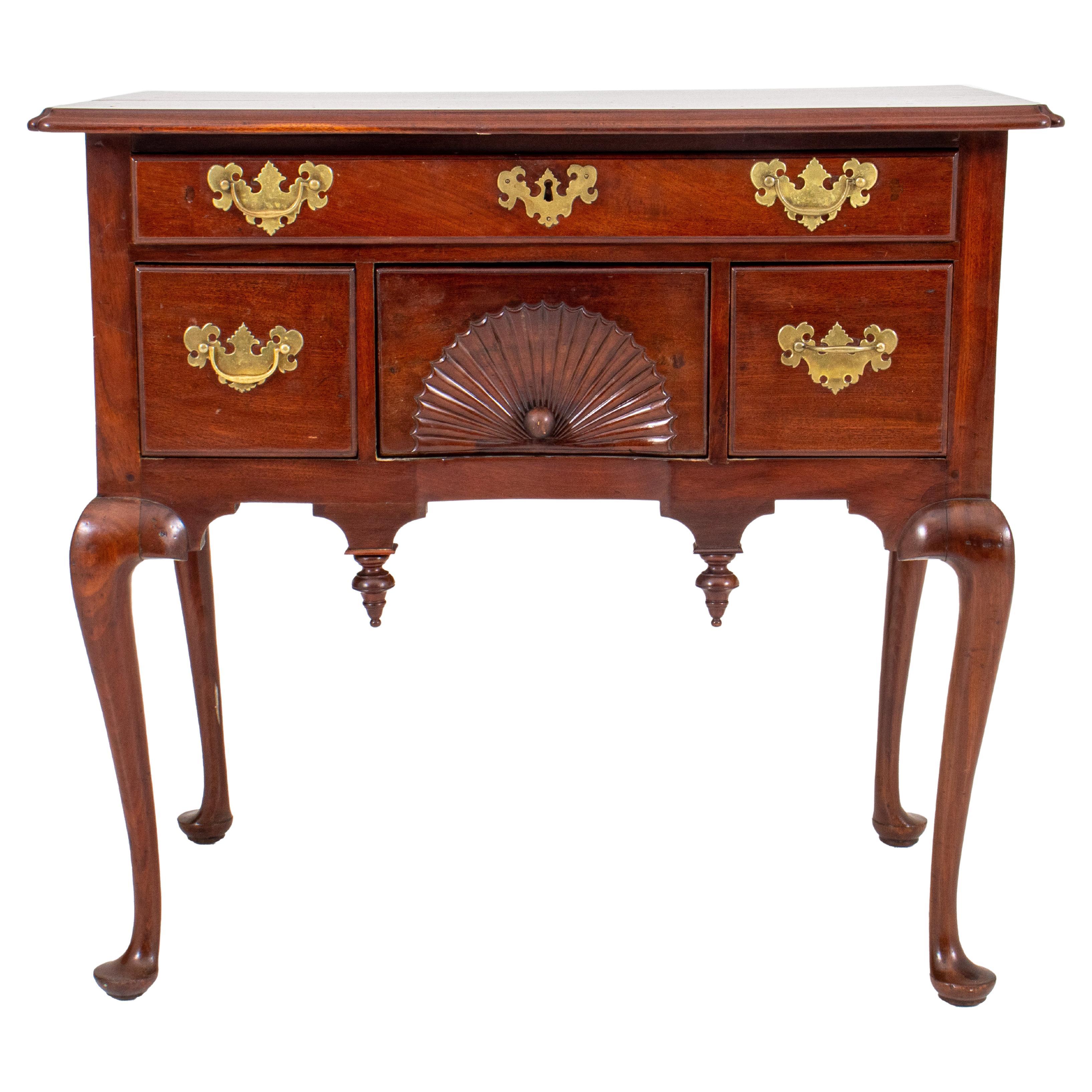 Queen Anne Dressing Table or Lowboy