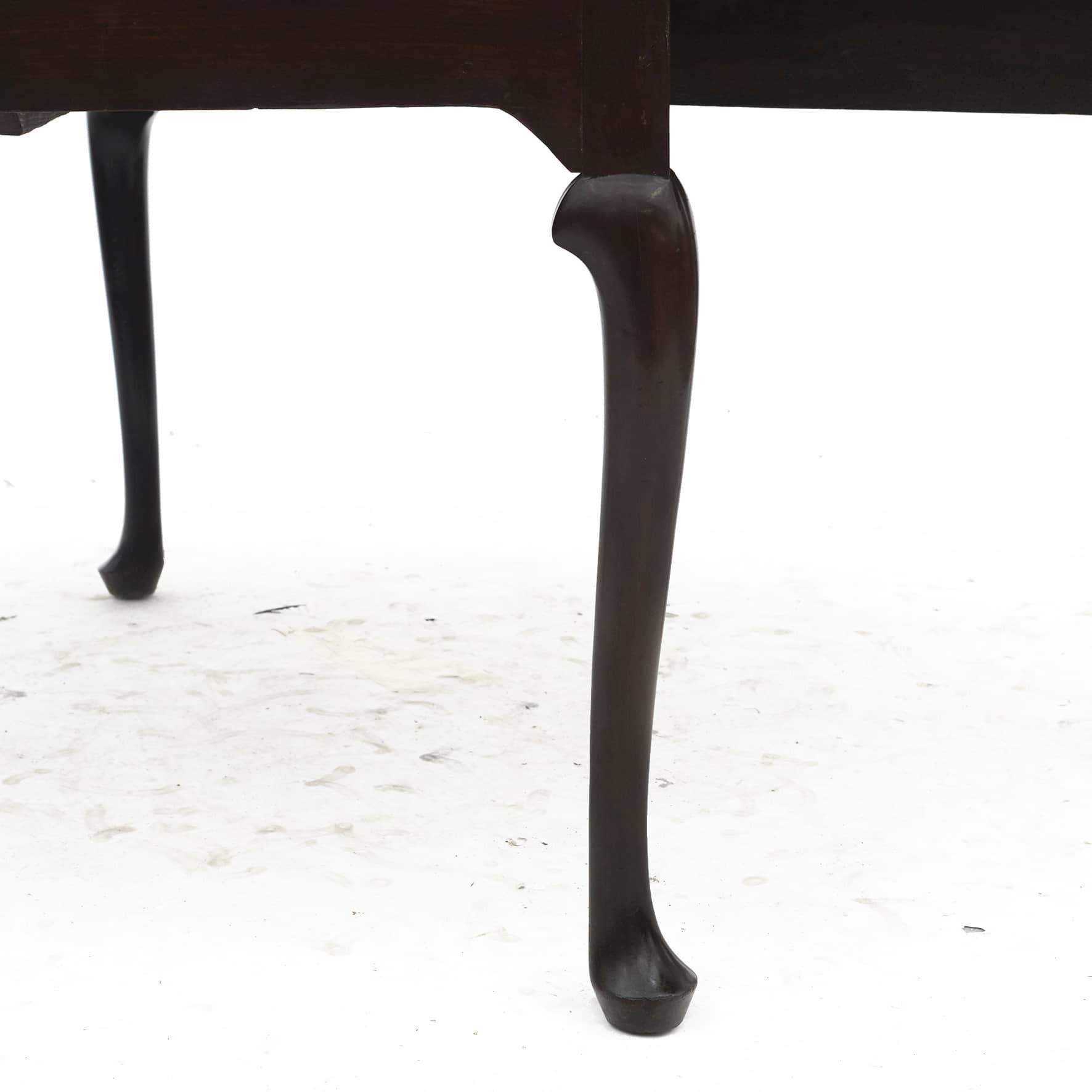 Queen Anne, Drop Leaf Table, England, 18th, Ctr For Sale 4