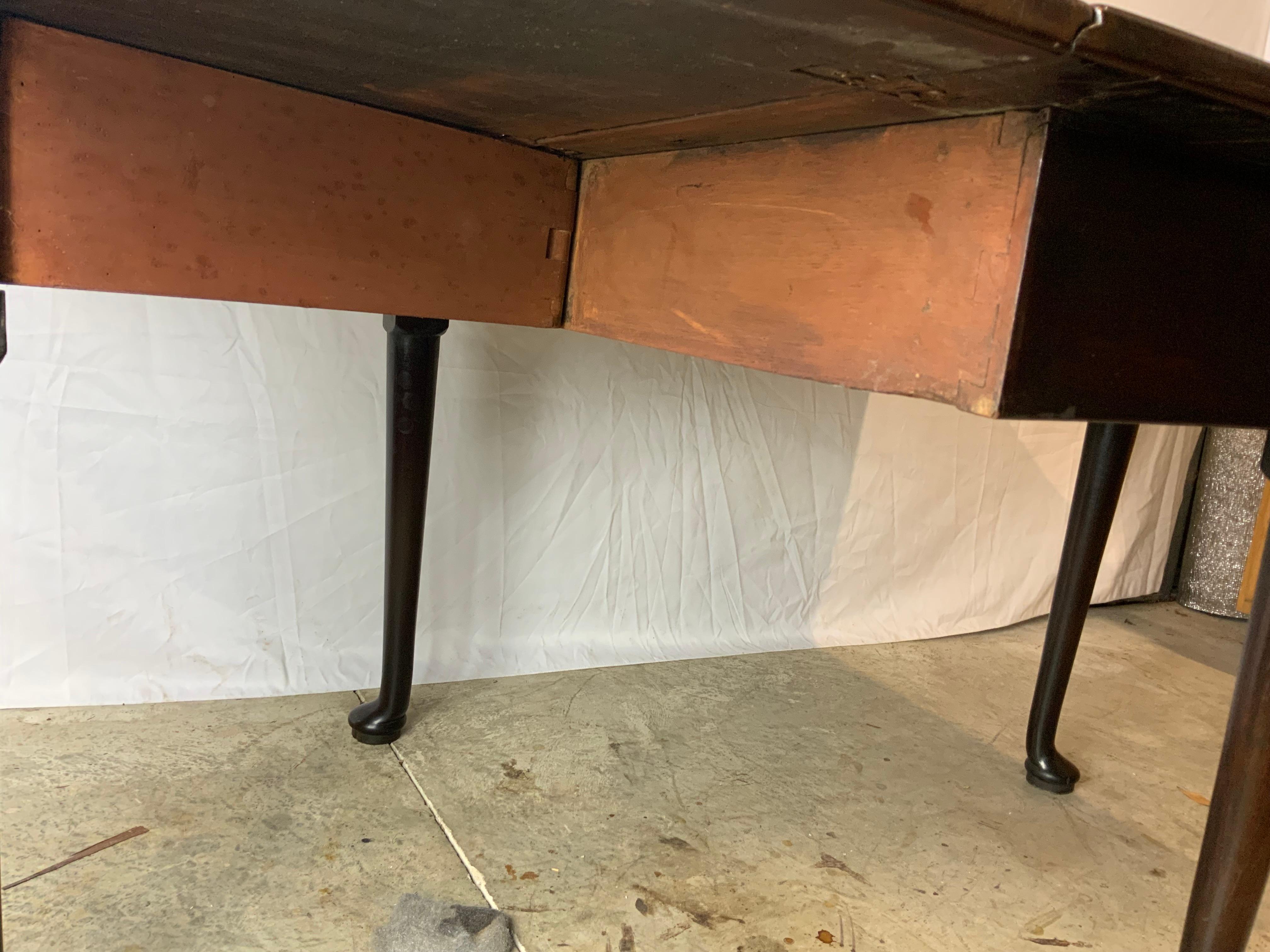 Queen Anne Drop Leaf Table For Sale 2