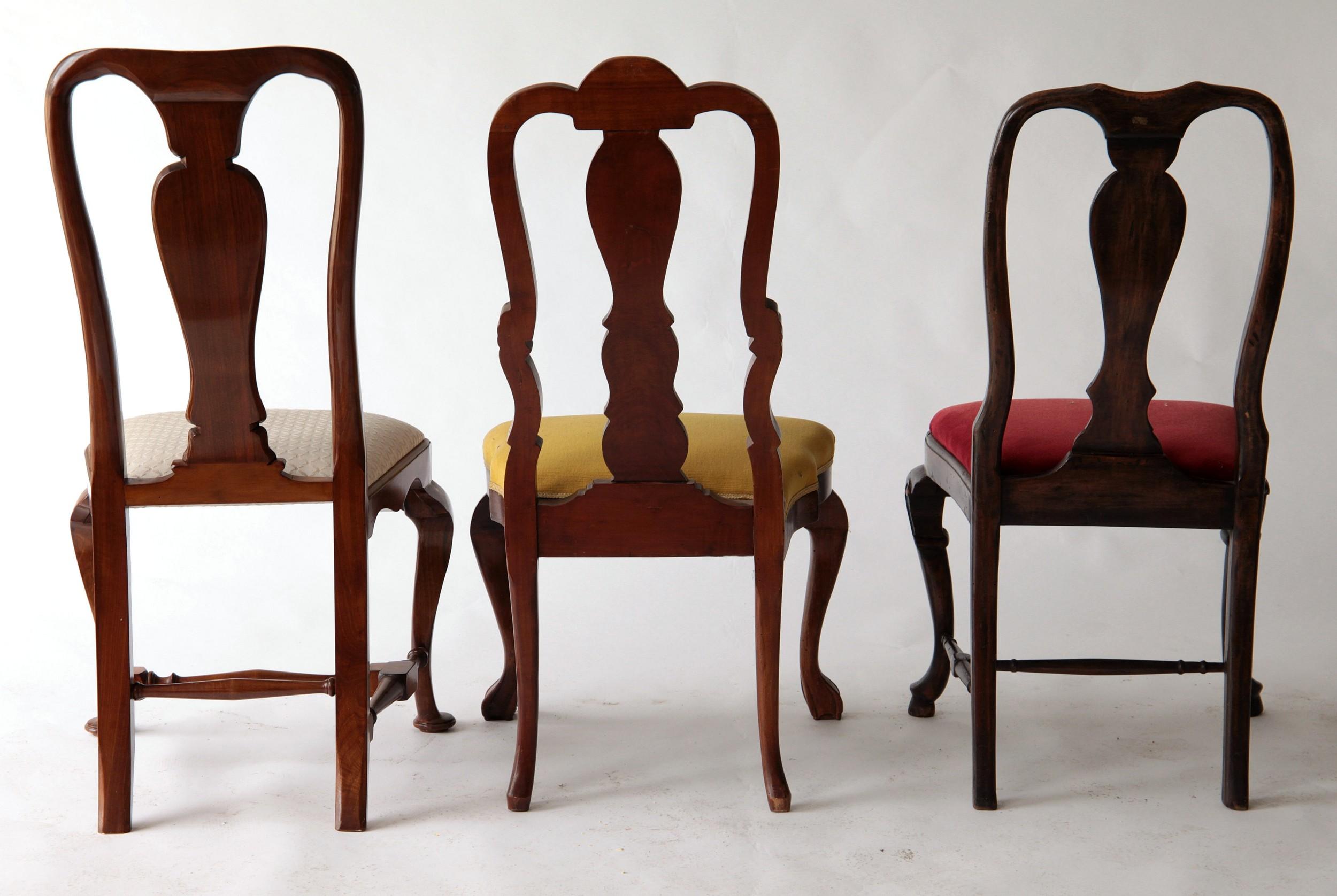 Eklektisches Set, einzigartiges Set aus sechs Stühlen, je in verschiedenen Designs, Queen Anne im Angebot 3