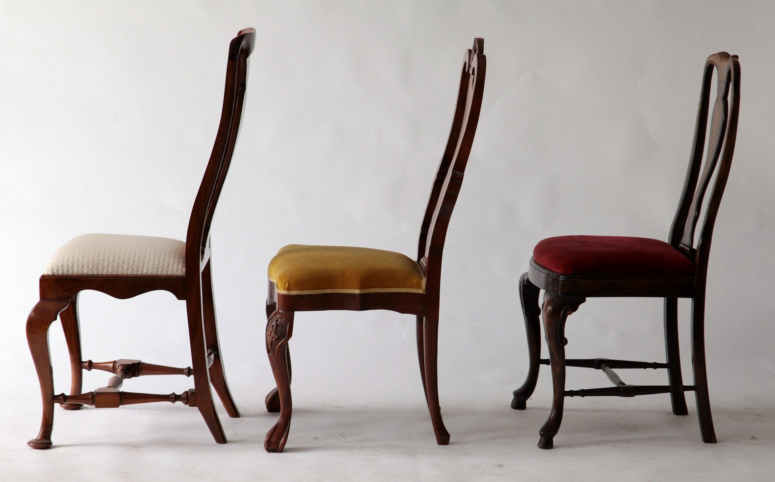 Eklektisches Set, einzigartiges Set aus sechs Stühlen, je in verschiedenen Designs, Queen Anne im Angebot 1