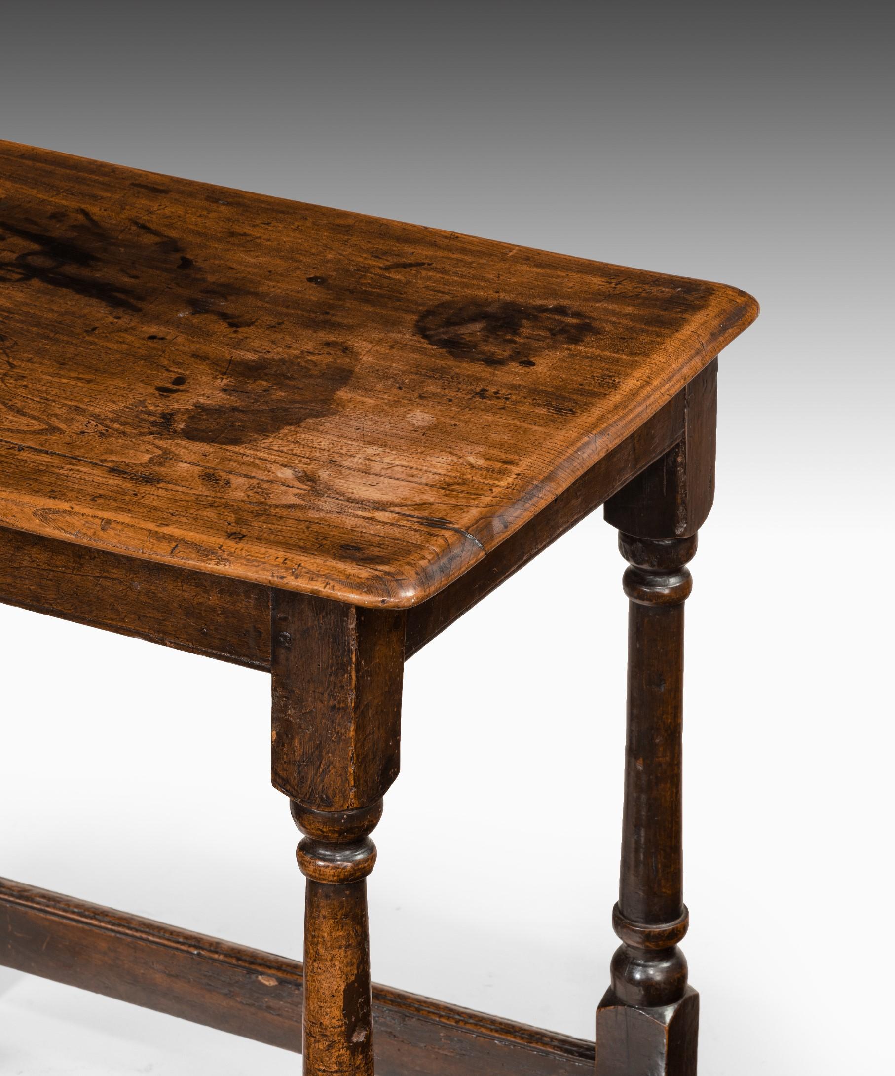 Rustic Queen Anne Elm Side Table
