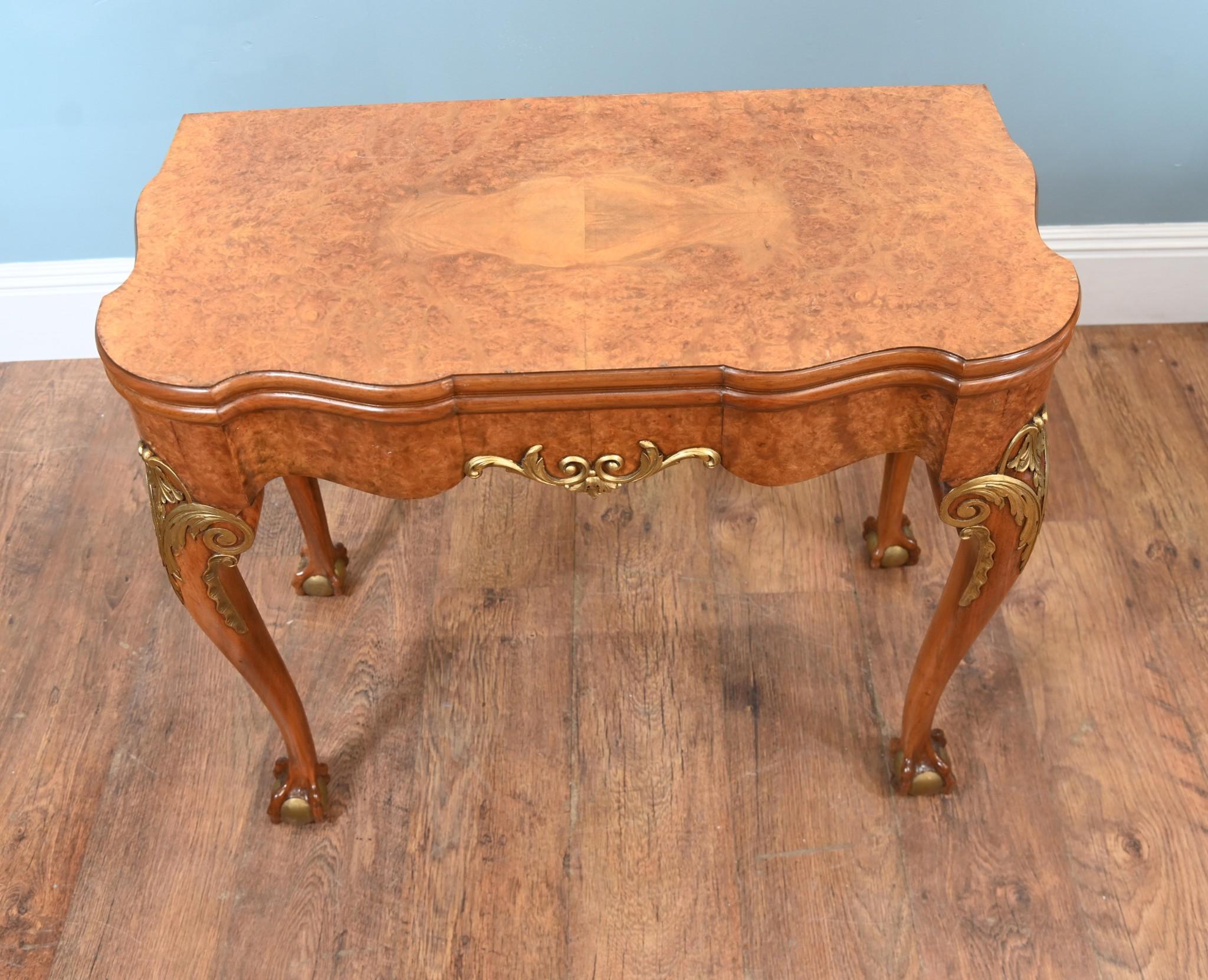 Tavolo da gioco Queen Anne Console Noce Epstein and Co. in vendita 7
