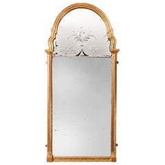 Specchio da molo dorato Queen Anne, 1700-1710 circa. Con cornice dorata