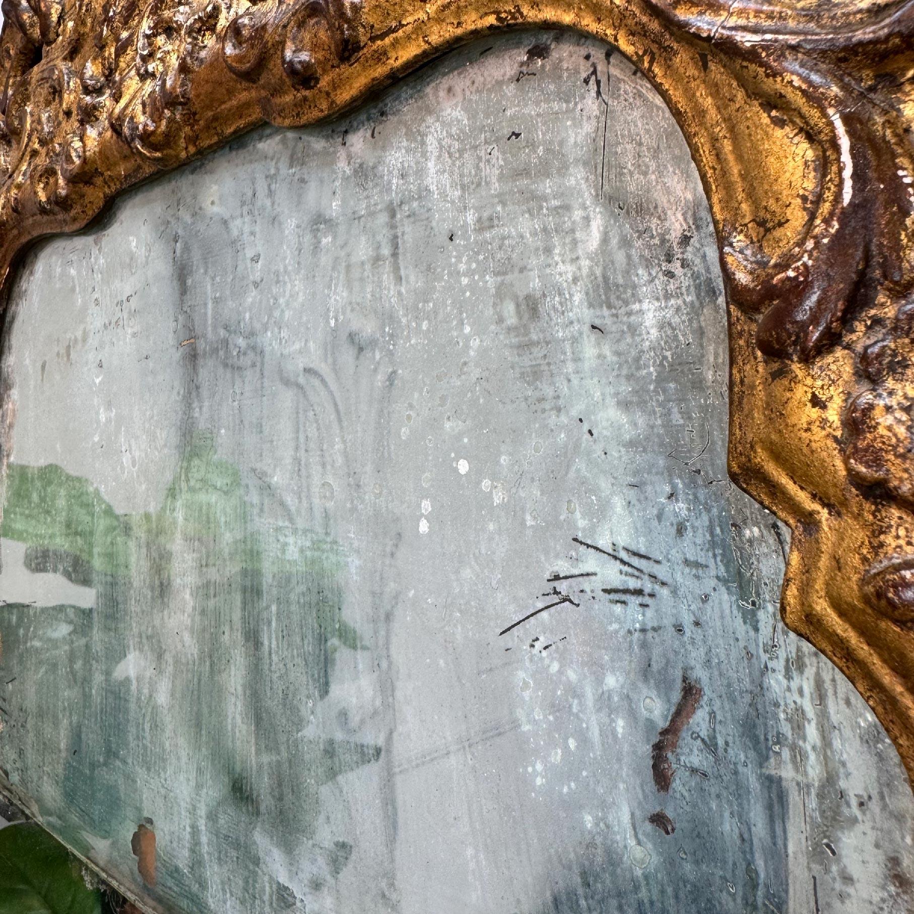 Miroir à plateau fendu en bois doré de Queen Anne en vente 6