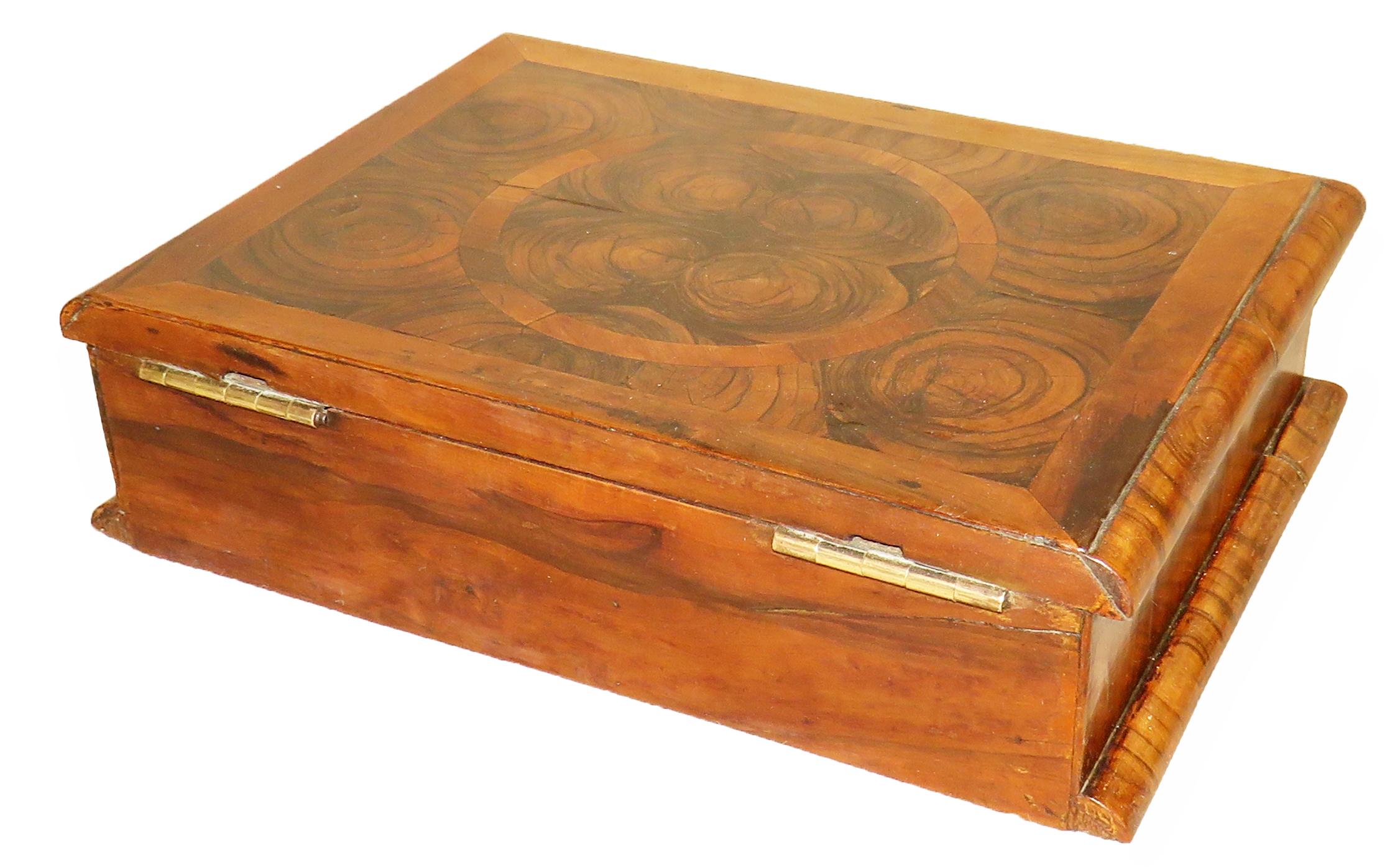 Queen Anne Laburnum Oyster Veneered Glove Box In Good Condition In Bedfordshire, GB