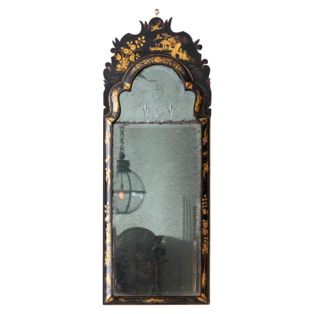 Espejo de muelle lacado Queen Anne, c. 1710