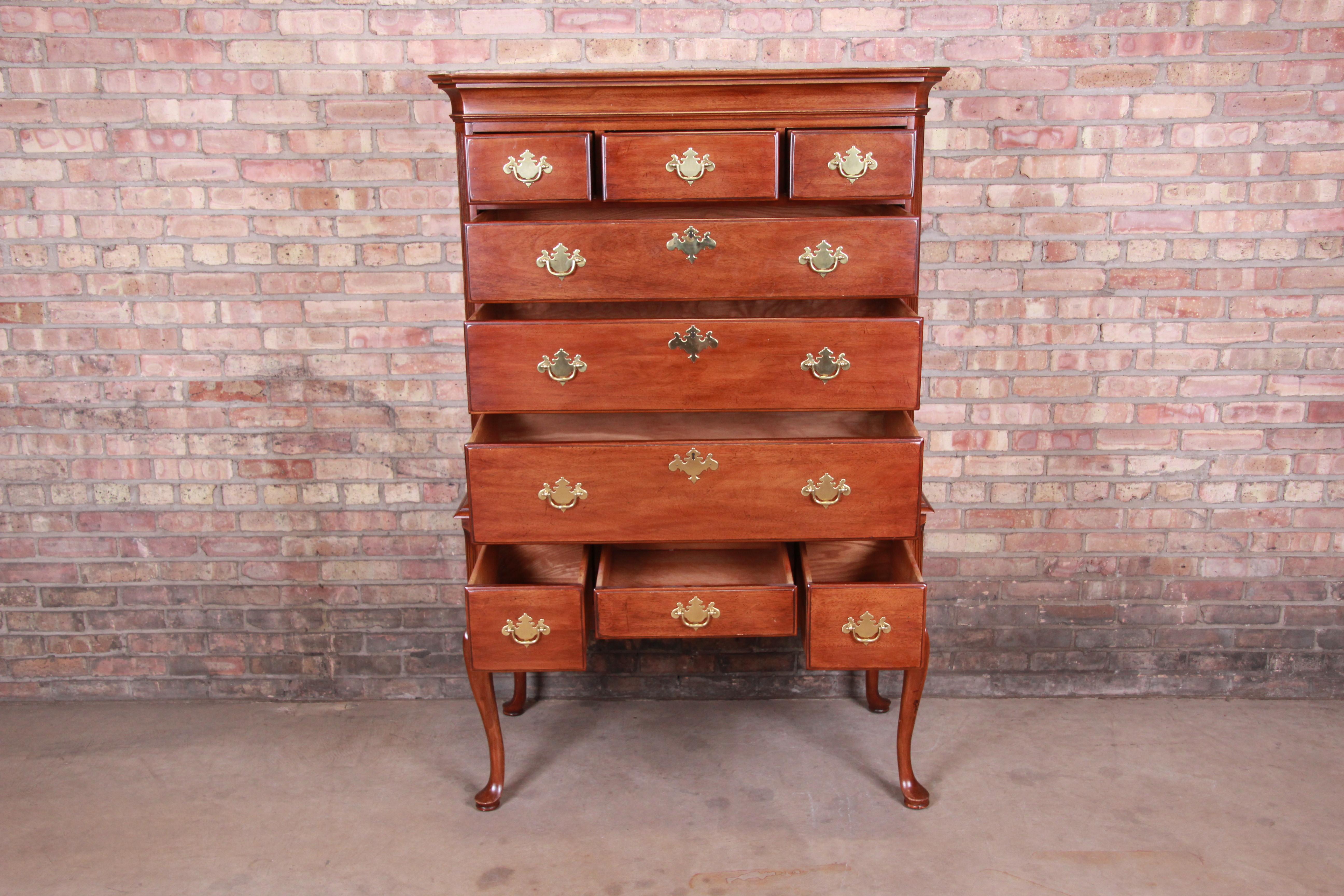 Queen Anne Mahogany Highboy Dresser by Davis Cabinet Company In Good Condition In South Bend, IN