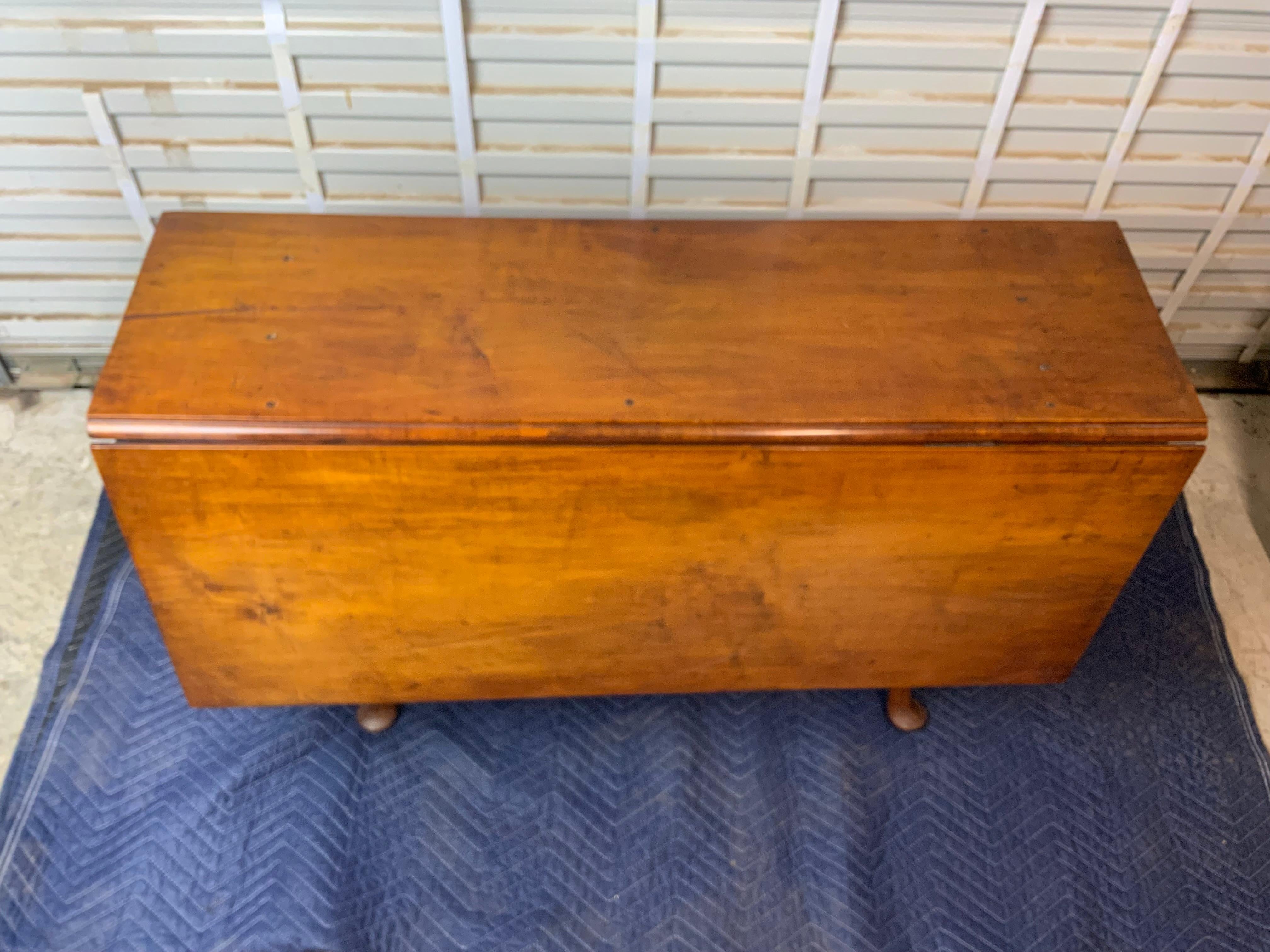 Queen Anne Maple Drop Leaf Table For Sale 10