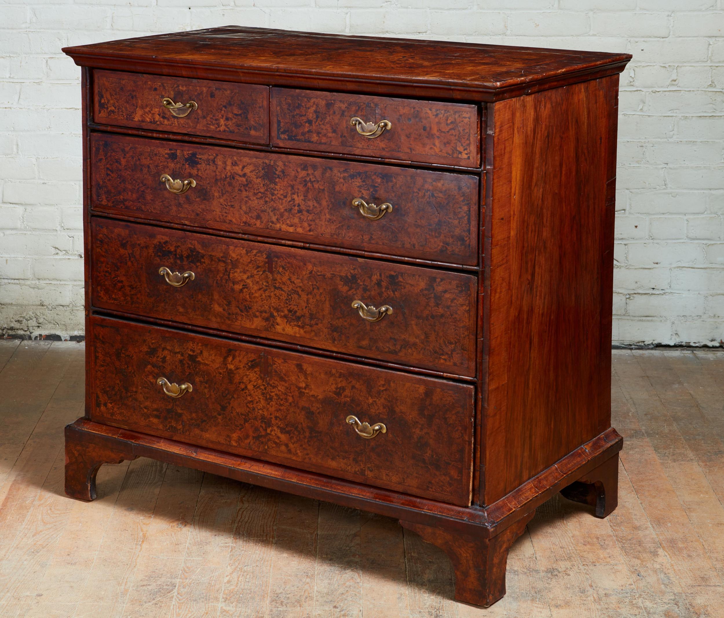 Fine early 18th century English chest of drawers veneered in nicely figured 
