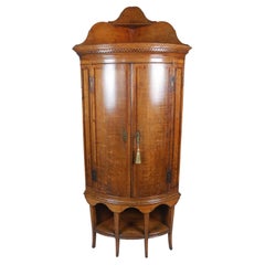 Used Queen Anne Oak Bow Front Corner Cabinet with Original Upper Shelf c. 1710