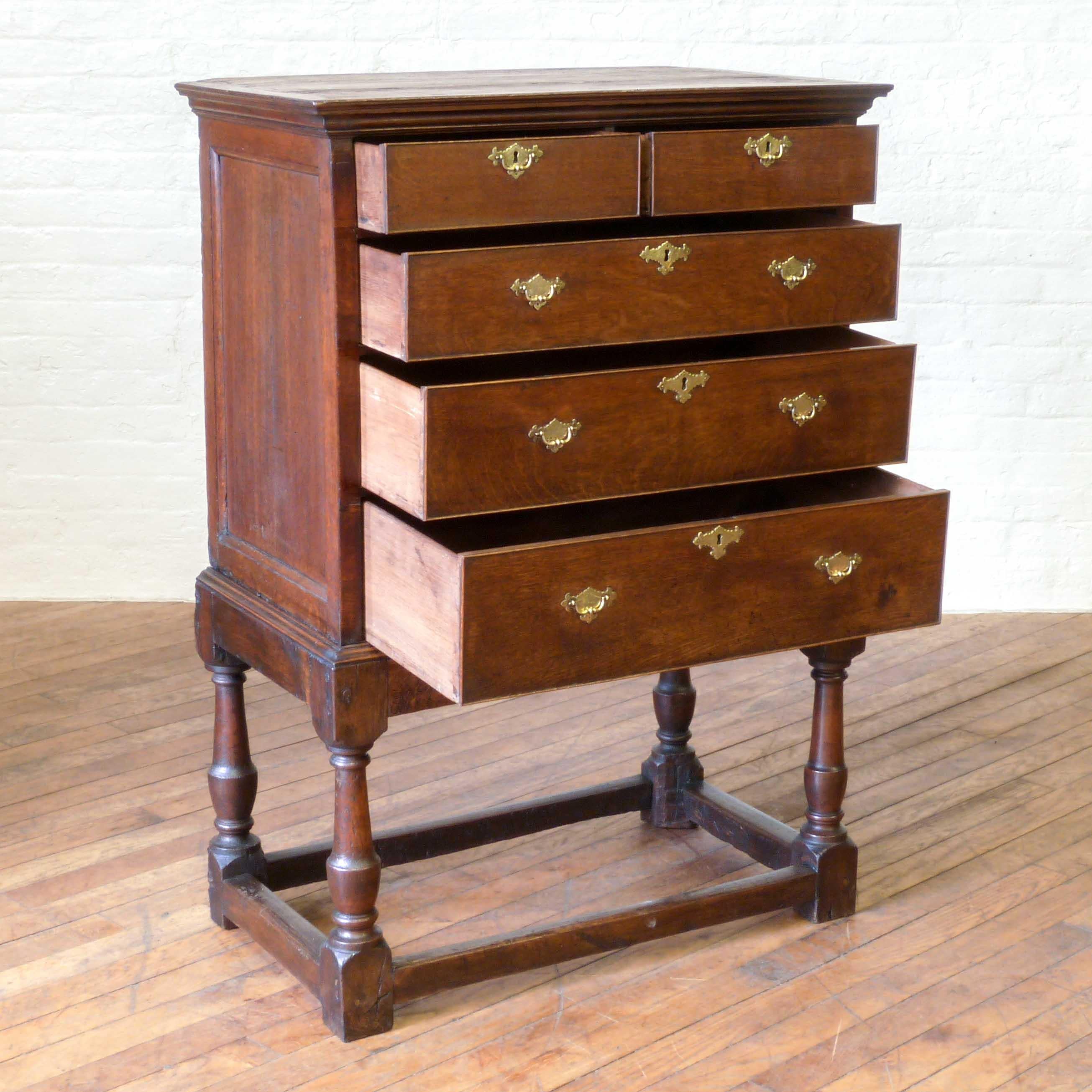 Queen Anne Oak Chest on Stand In Excellent Condition For Sale In Manchester, GB