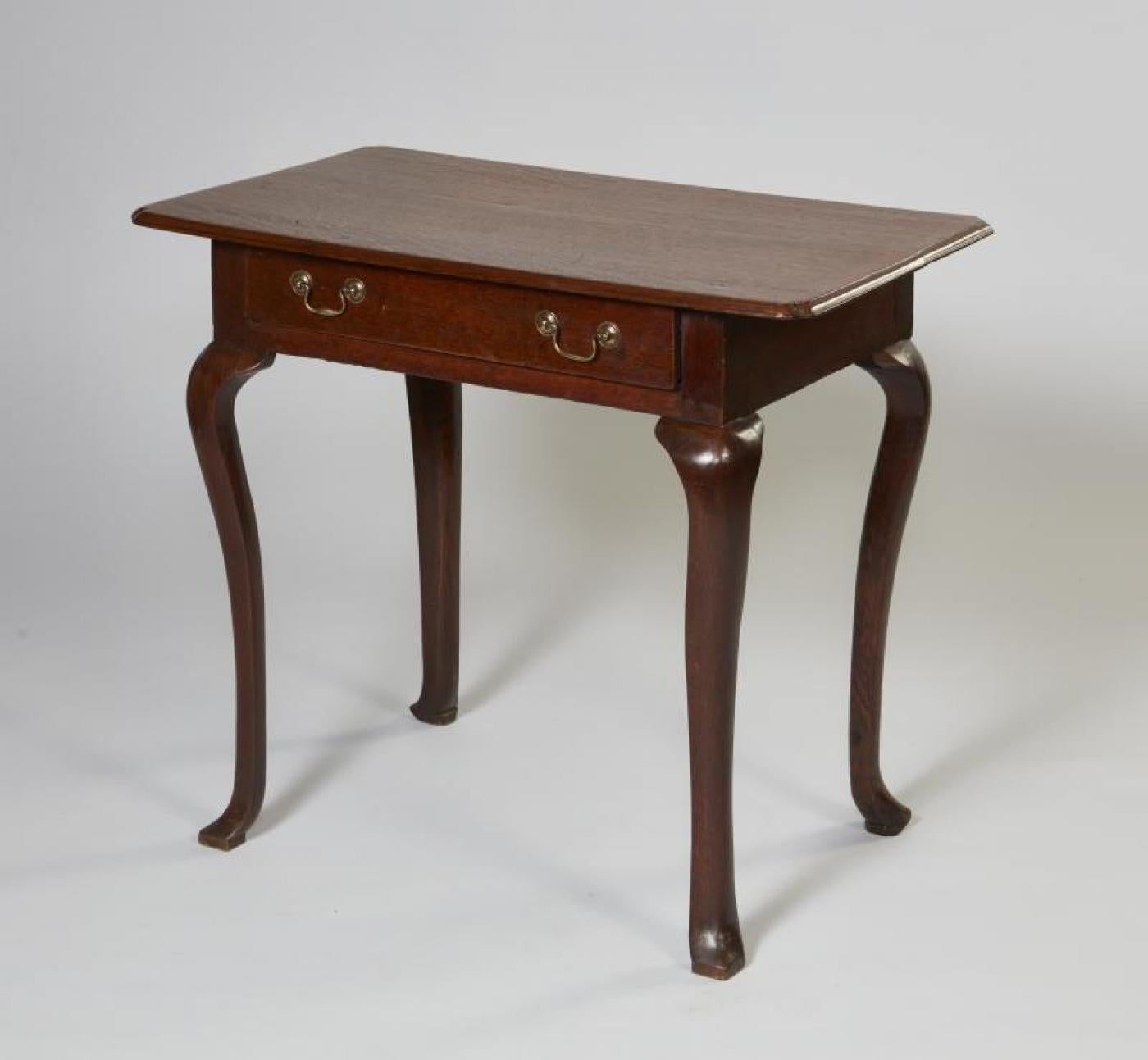 Queen Anne- Padfoot-Tisch aus Eiche im Zustand „Gut“ im Angebot in Greenwich, CT