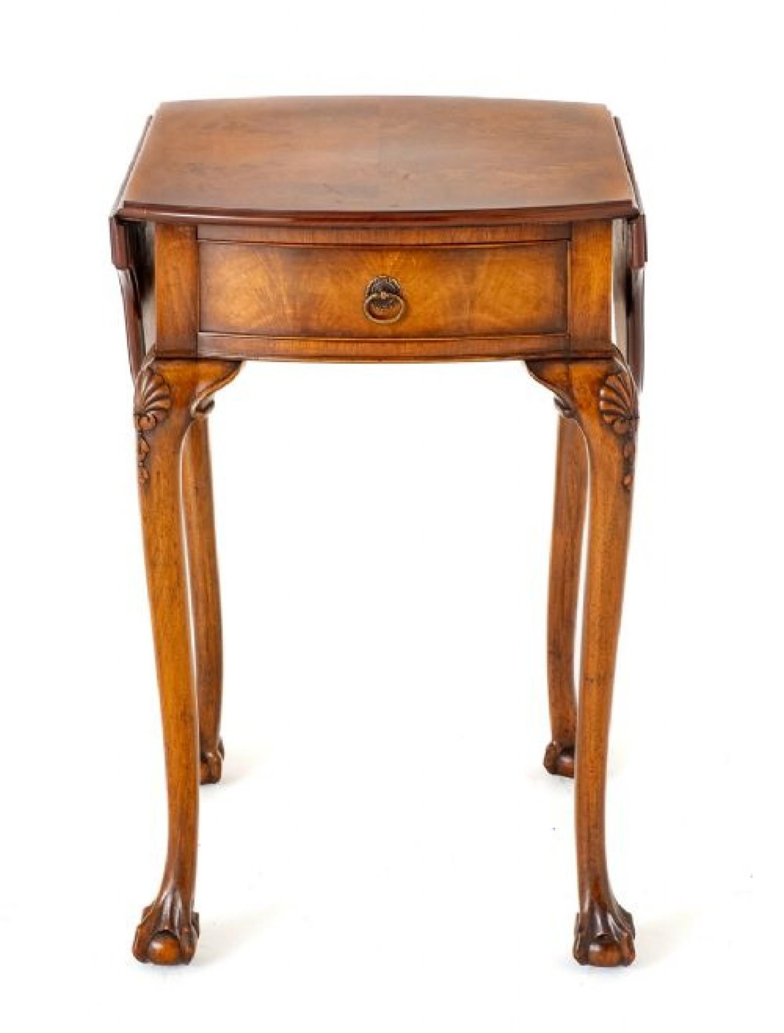 Queen Anne Revival Side Table Occasional Walnut For Sale 1