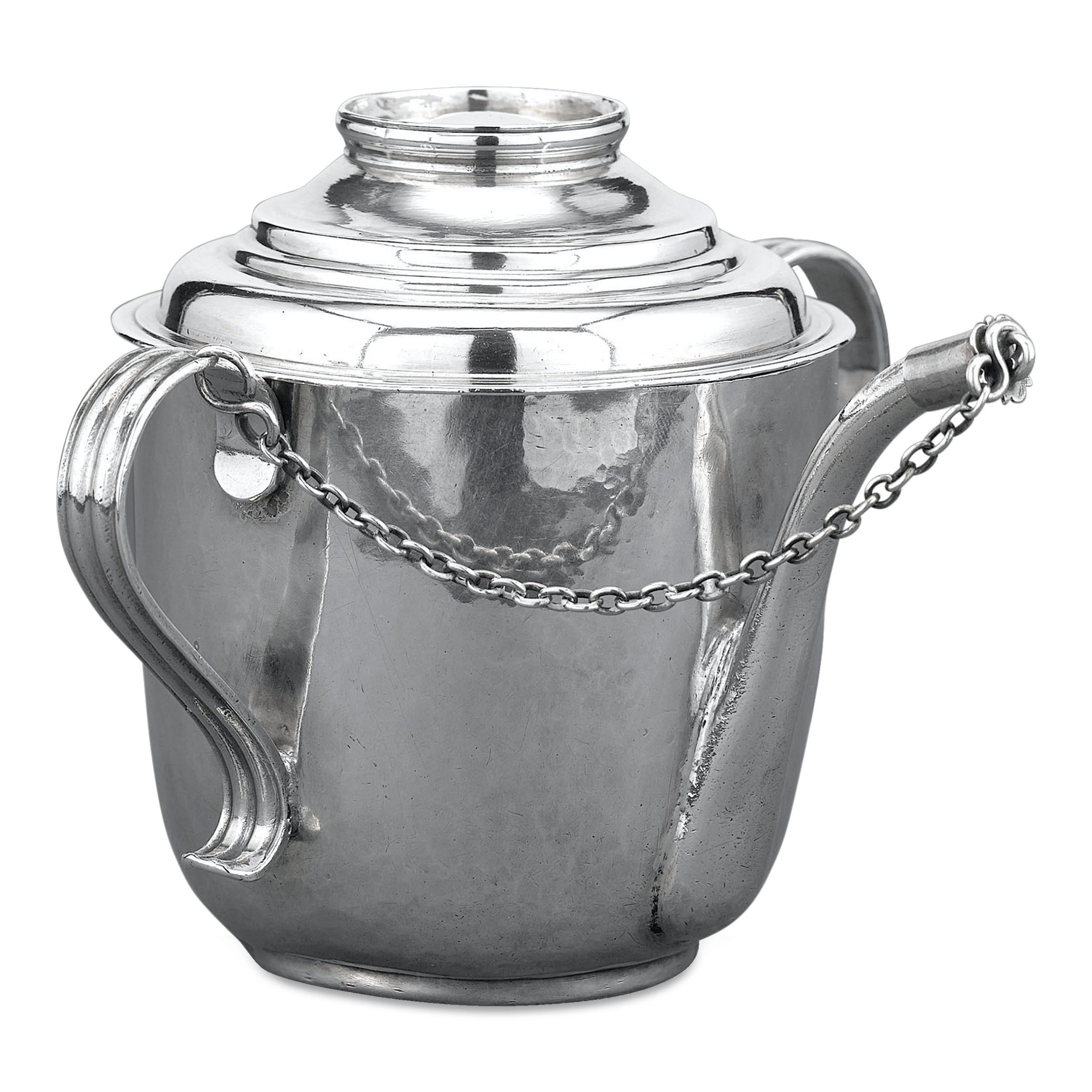 Queen Anne Silver Feeding Cup by John East In Excellent Condition For Sale In New Orleans, LA