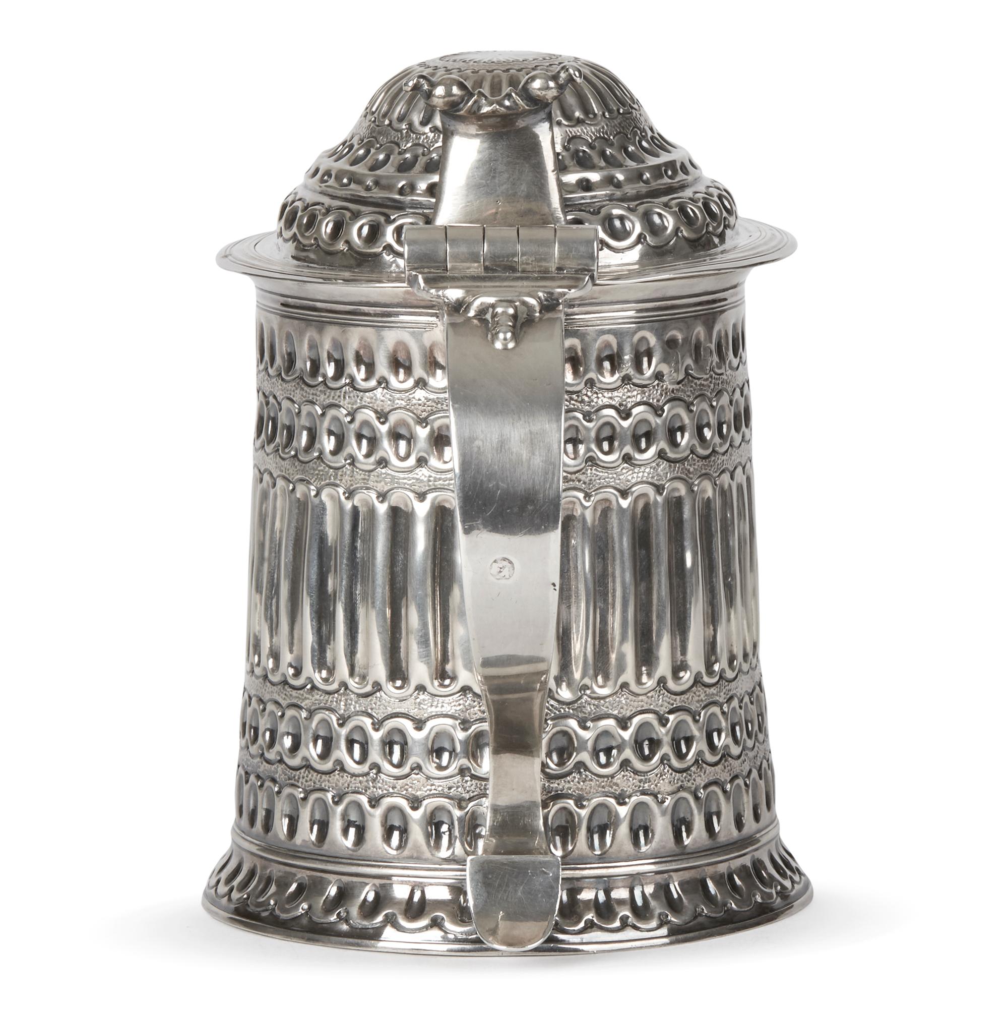 Queen Anne Silver Tankard with Scottish Blane Crest London, 1706 For Sale 3