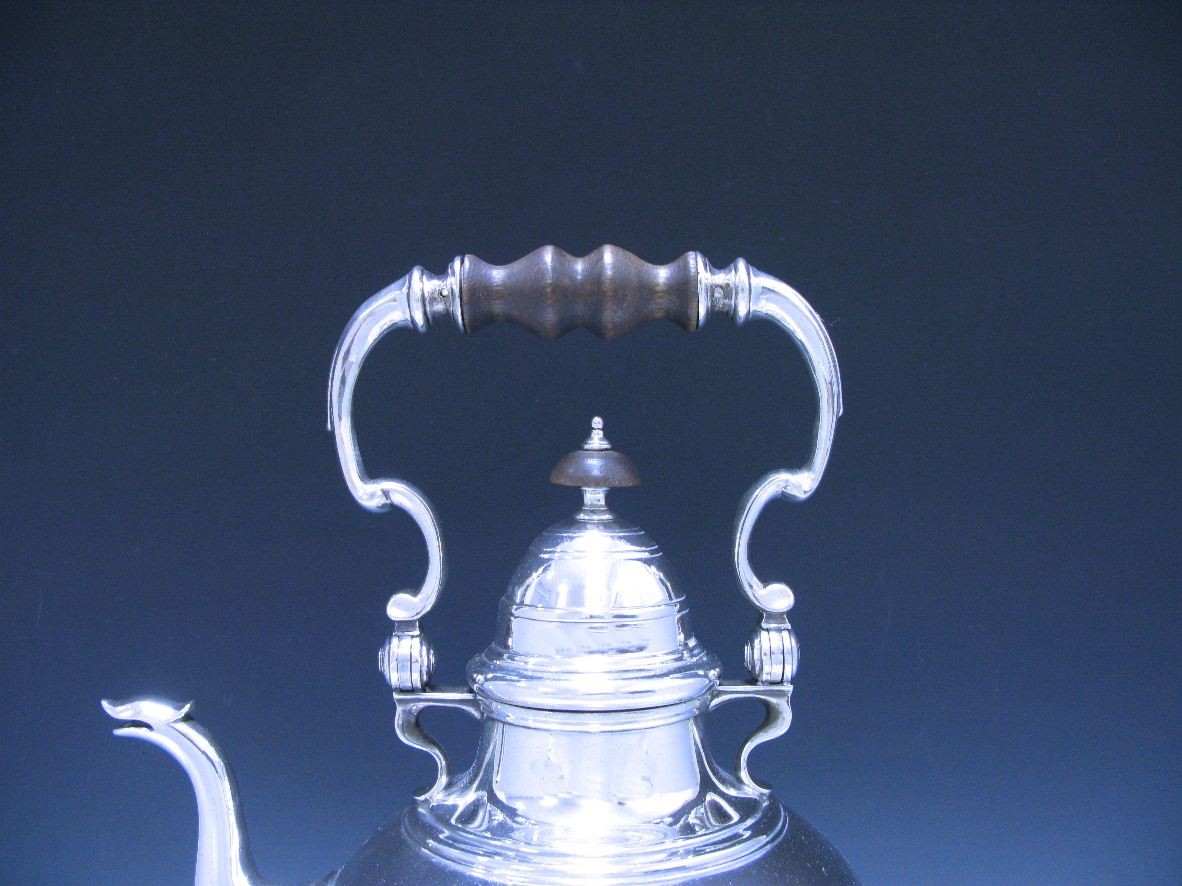 Queen Anne Silver Tea Kettle on Stand by William Fleming in 1710 For Sale 1