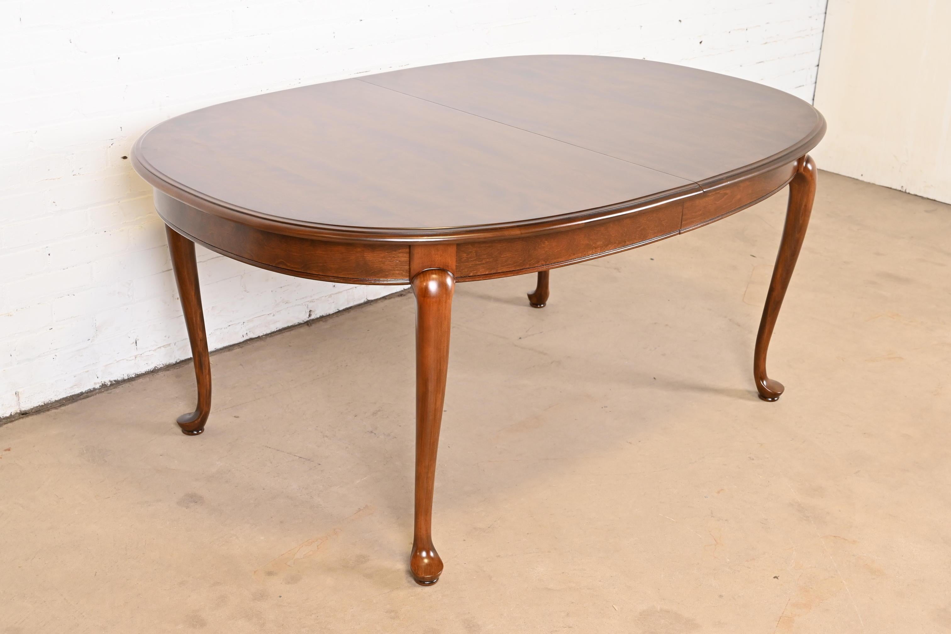 Queen Anne Solid Cherry Wood Extension Dining Table, Newly Refinished For Sale 7