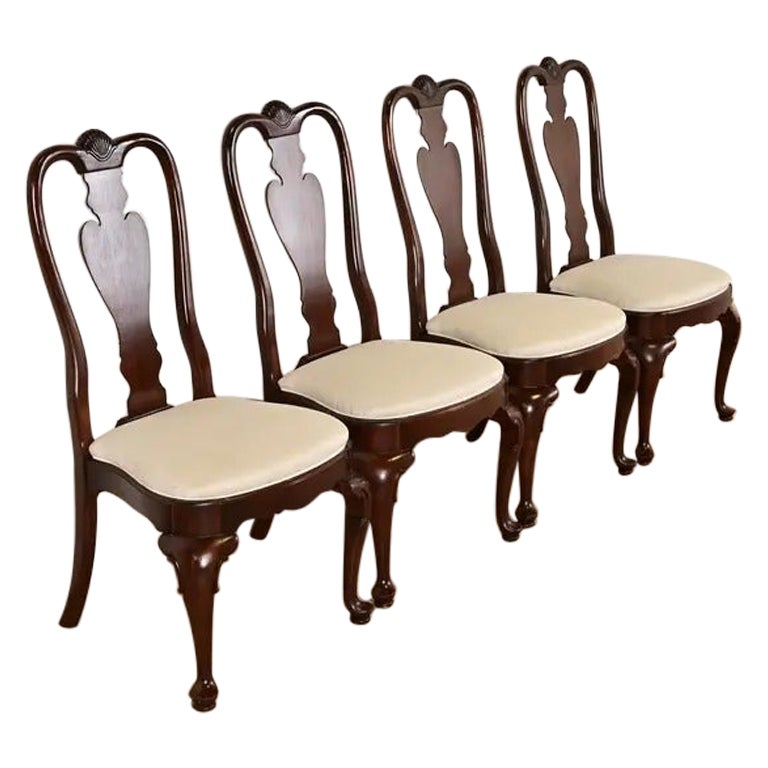 Sedie laterali o da pranzo in mogano massiccio Queen Anne, set di quattro sedie