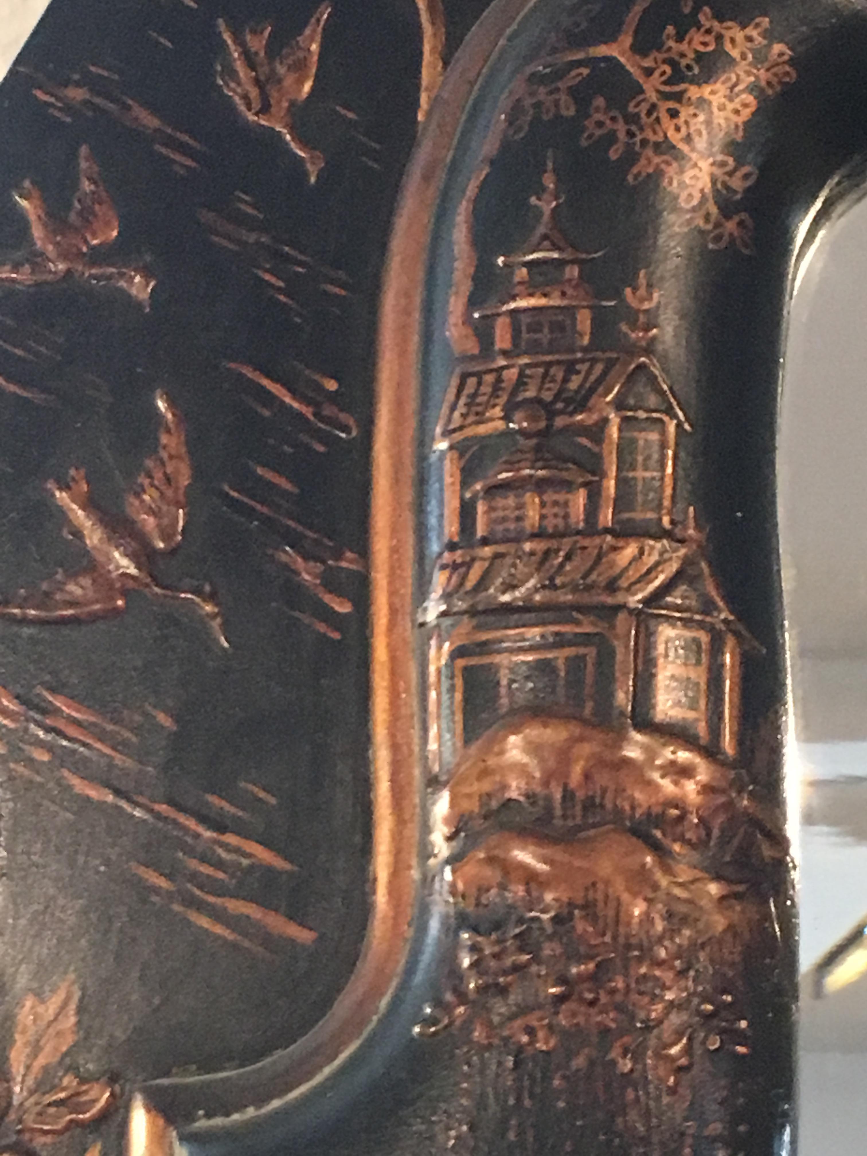 Miroir oriental de style Queen Anne en laque noire, peint à la main, vers 1920 en vente 4