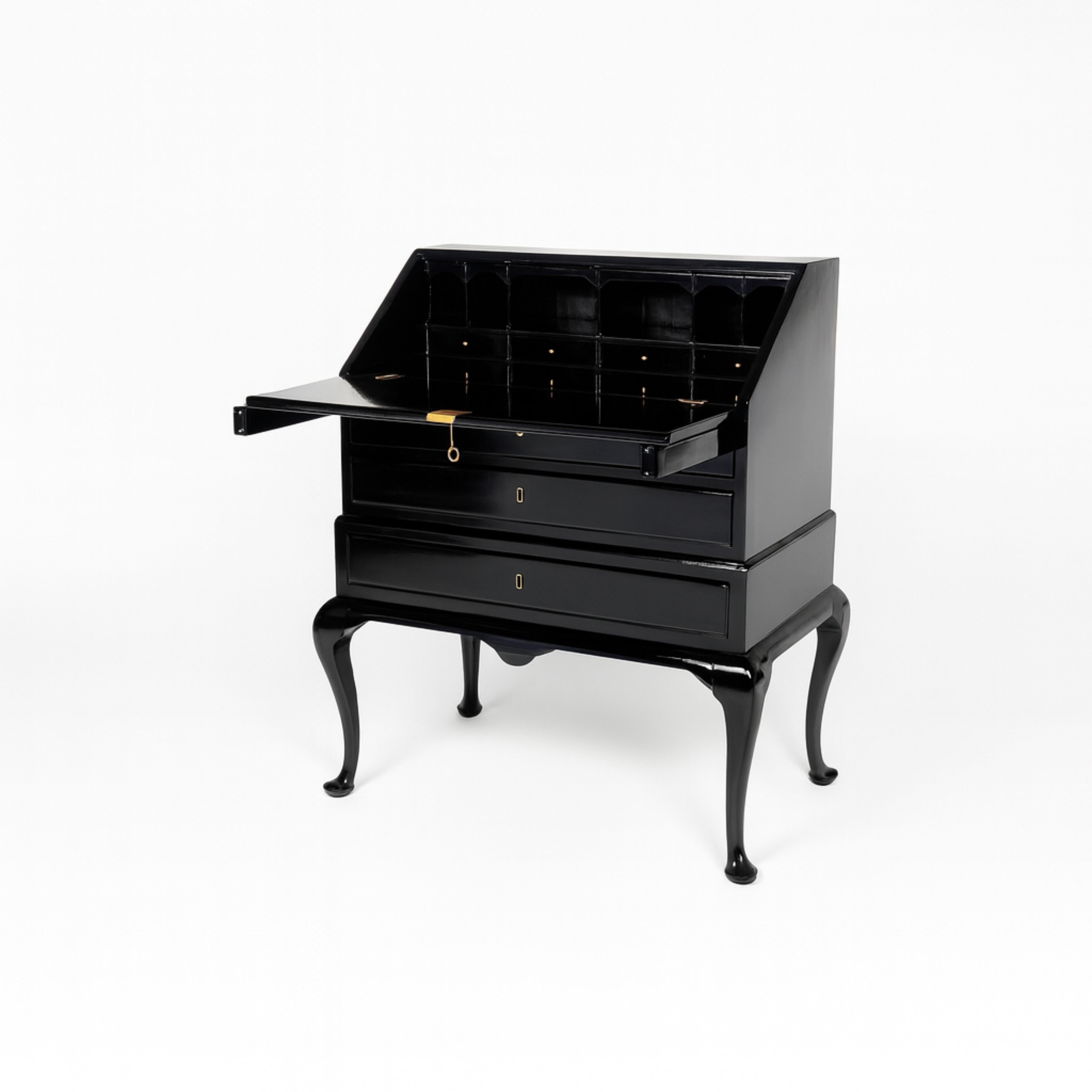 Inglese Scrivania in lacca nera in stile Queen Anne, 20° secolo in vendita