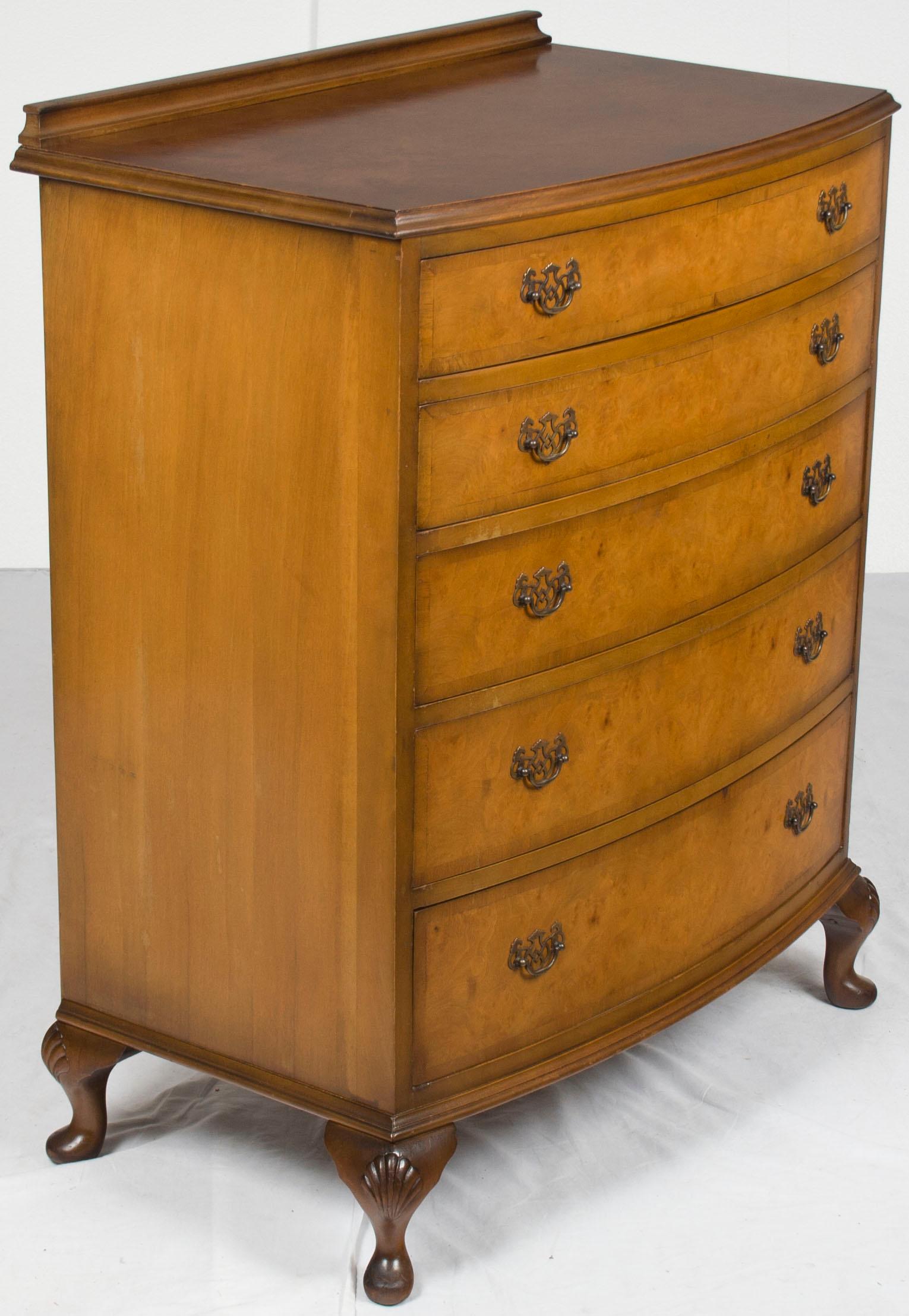 Mid-20th Century Queen Anne Style Bow Front Walnut Chest of Drawers Dresser For Sale