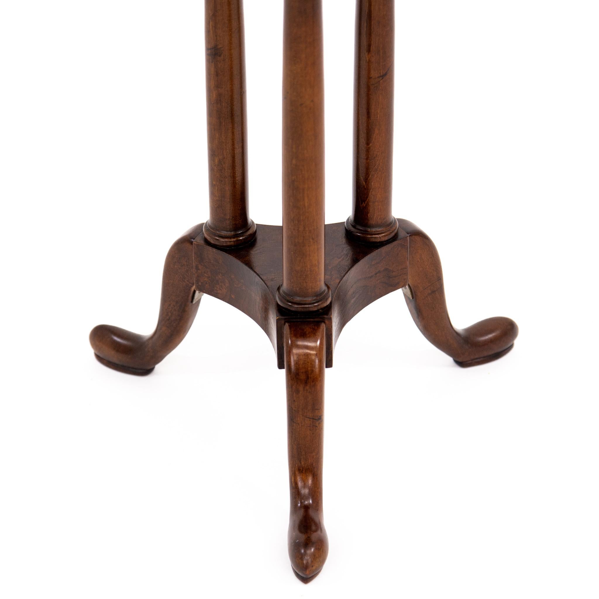 20th Century Queen Anne Style Burled Walnut Trefoil Side Table by Baker Furniture