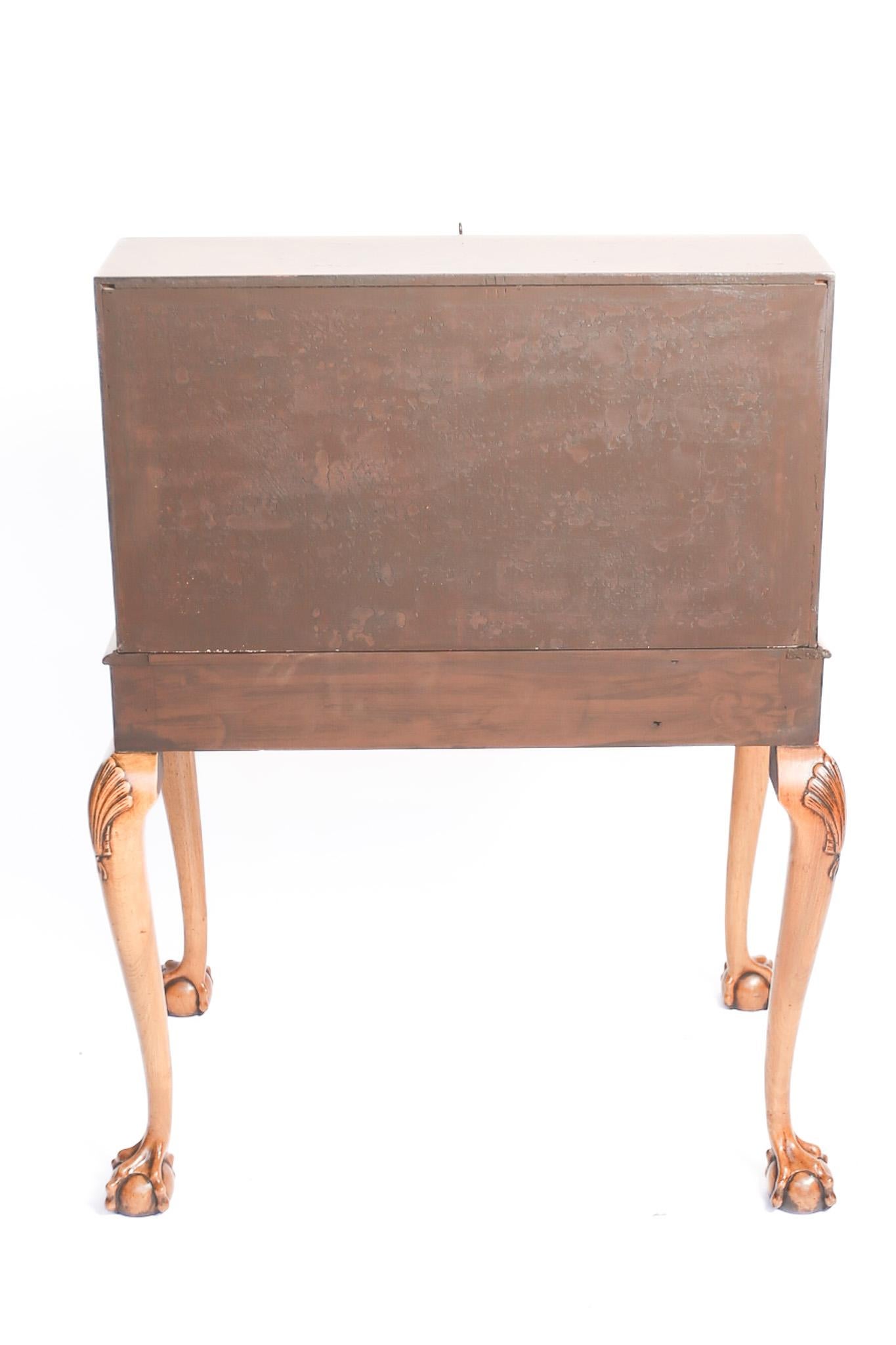 Queen Anne Style Burr Walnut Bureau on stand C.1920s In Good Condition For Sale In Dereham, GB